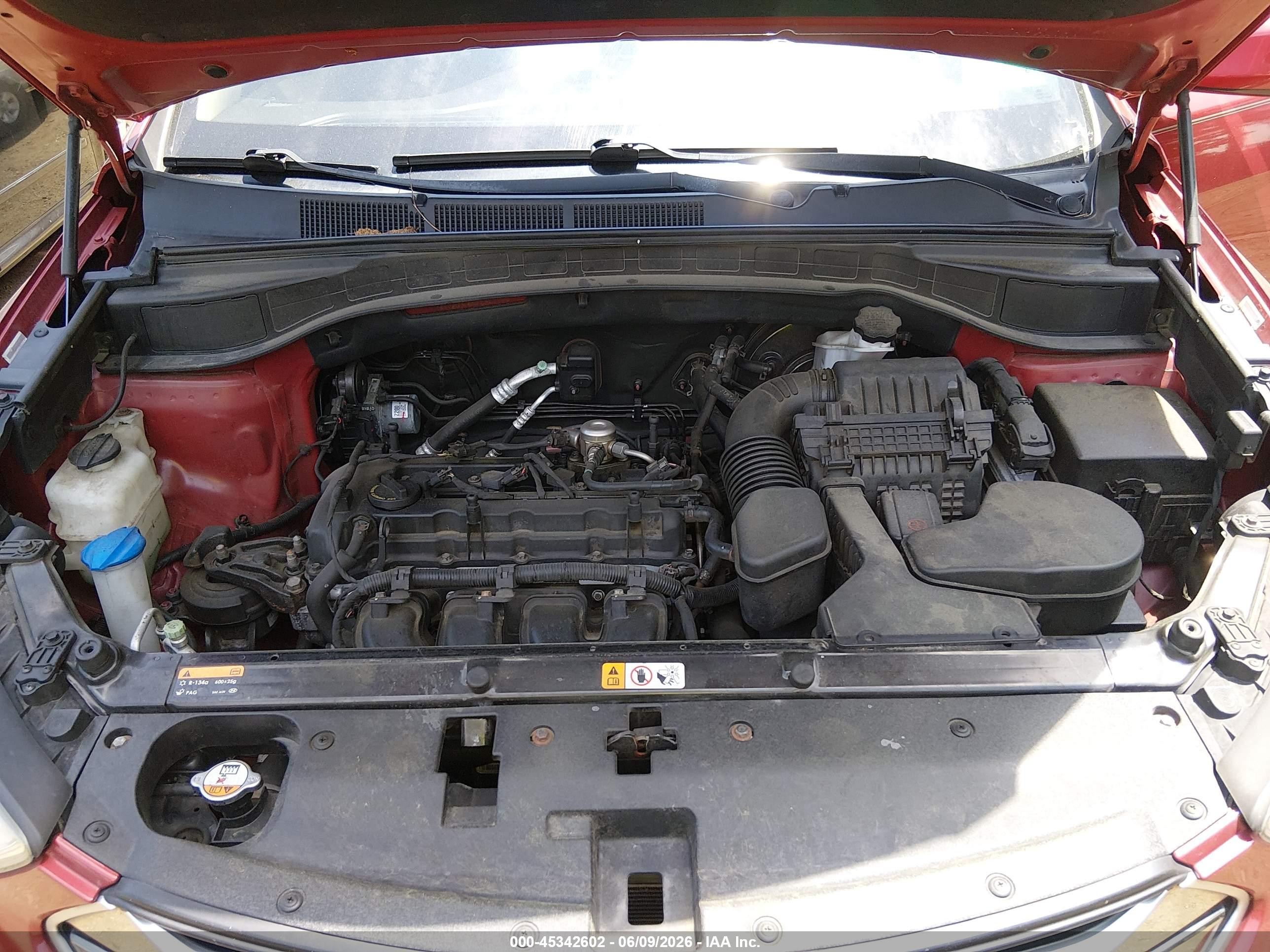 2015 Hyundai Santa Fe Sport 2.4l Красный vin: 5XYZU3LB3FG263368