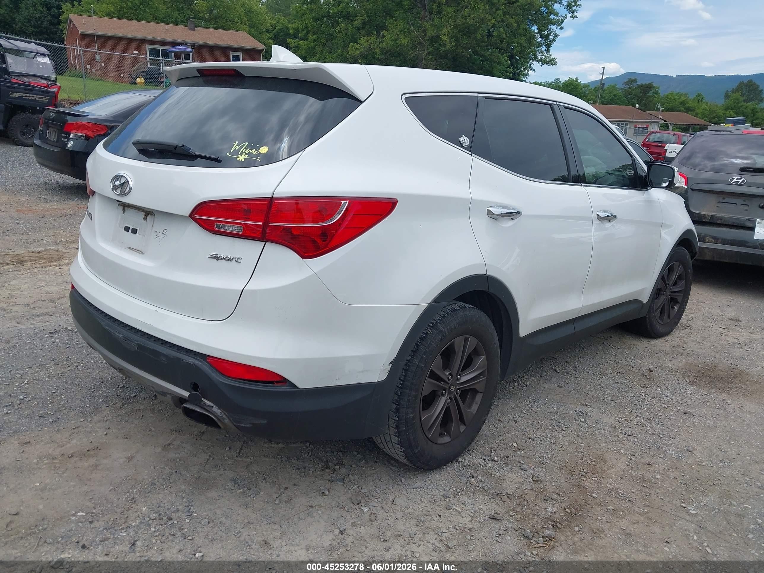 2013 Hyundai Santa Fe Sport Белый vin: 5XYZU3LB4DG007897