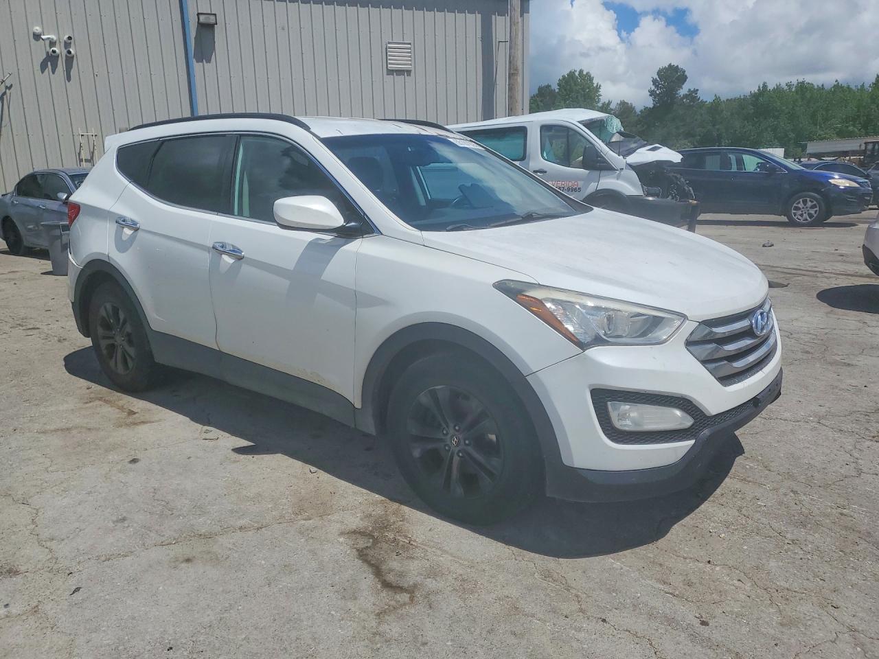 2013 Hyundai Santa Fe Sport 2.4l White vin: 5XYZU3LB4DG009908