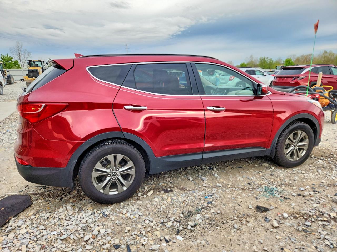 2014 Hyundai Santa Fe Sport 2.4l Red vin: 5XYZU3LB4EG131265
