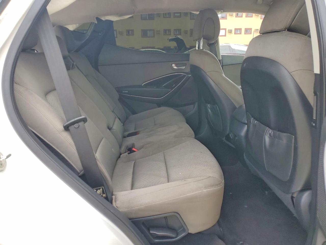 2014 Hyundai Santa Fe Sport 2.4l White vin: 5XYZU3LB4EG132013