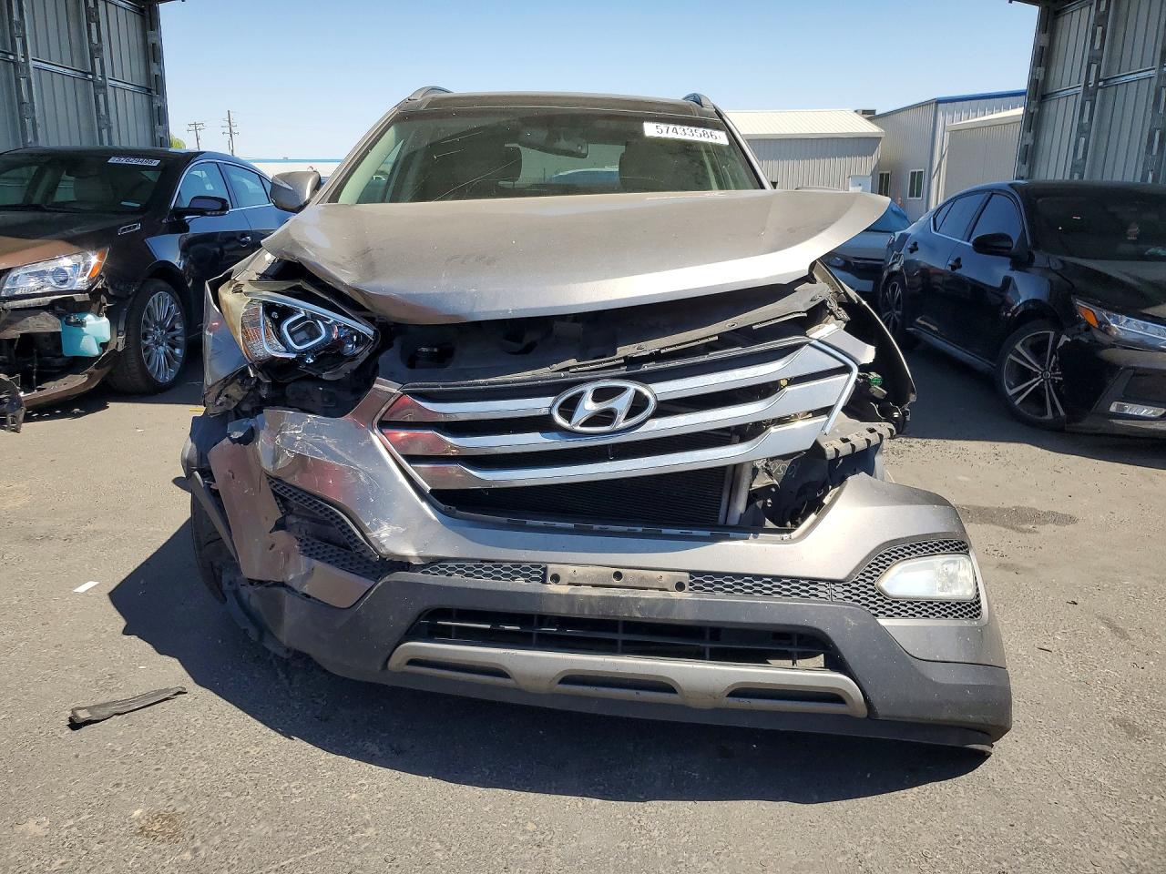 2014 Hyundai Santa Fe Sport 2.4l Silver vin: 5XYZU3LB4EG142511