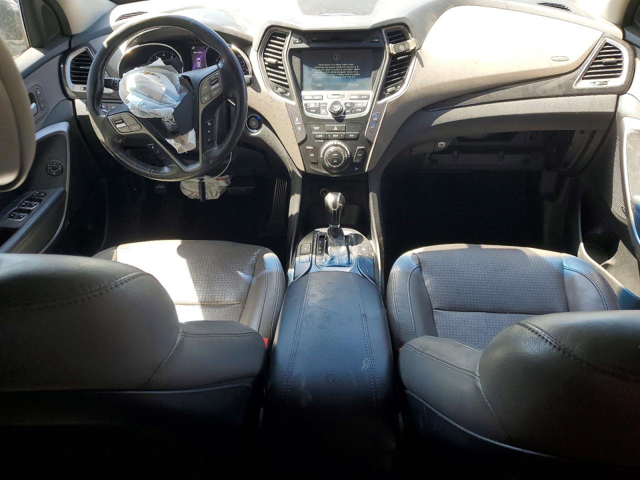 2014 Hyundai Santa Fe Sport 2.4l Silver vin: 5XYZU3LB4EG142511