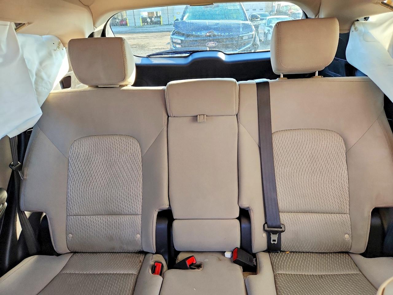 2014 Hyundai Santa Fe Sport 2.4l Red vin: 5XYZU3LB4EG172687
