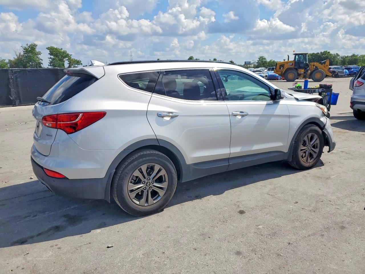 2014 Hyundai Santa Fe Sport 2.4l Silver vin: 5XYZU3LB4EG180563