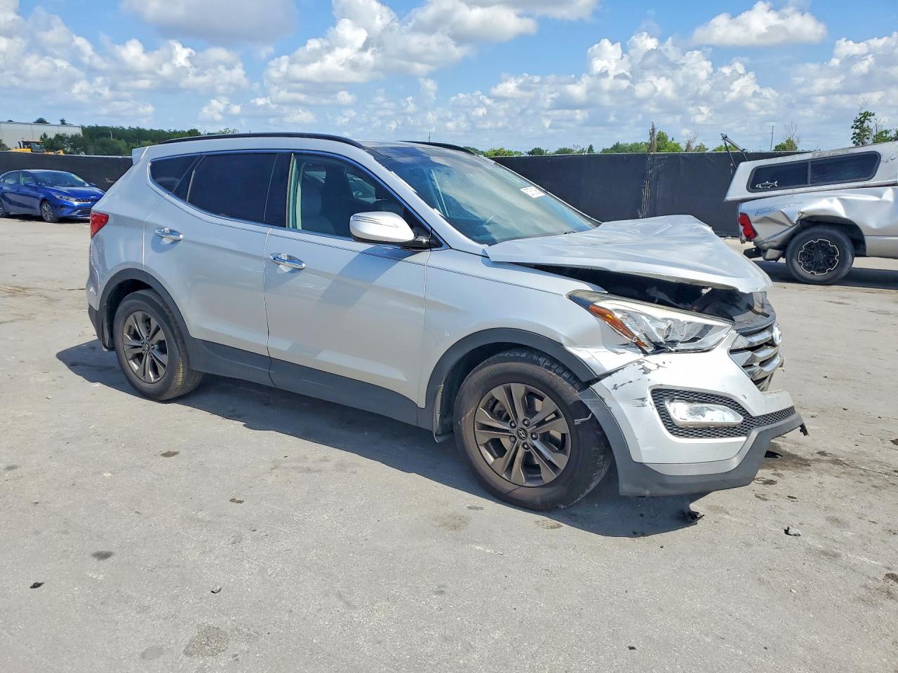 2014 Hyundai Santa Fe Sport 2.4l Silver vin: 5XYZU3LB4EG180563