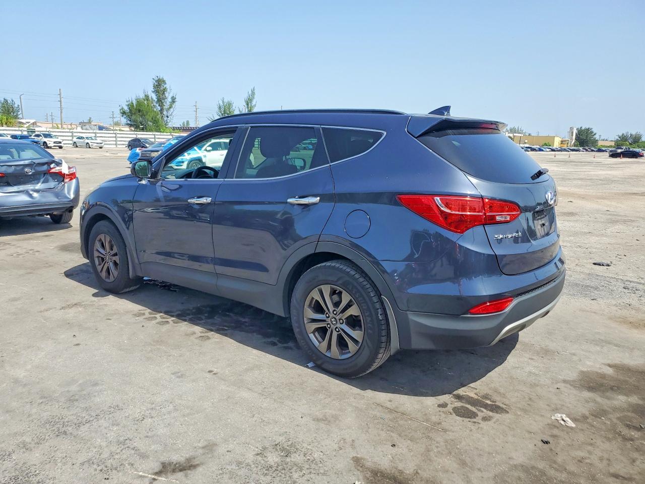 2014 Hyundai Santa Fe Sport 2.4l Blue vin: 5XYZU3LB4EG195645