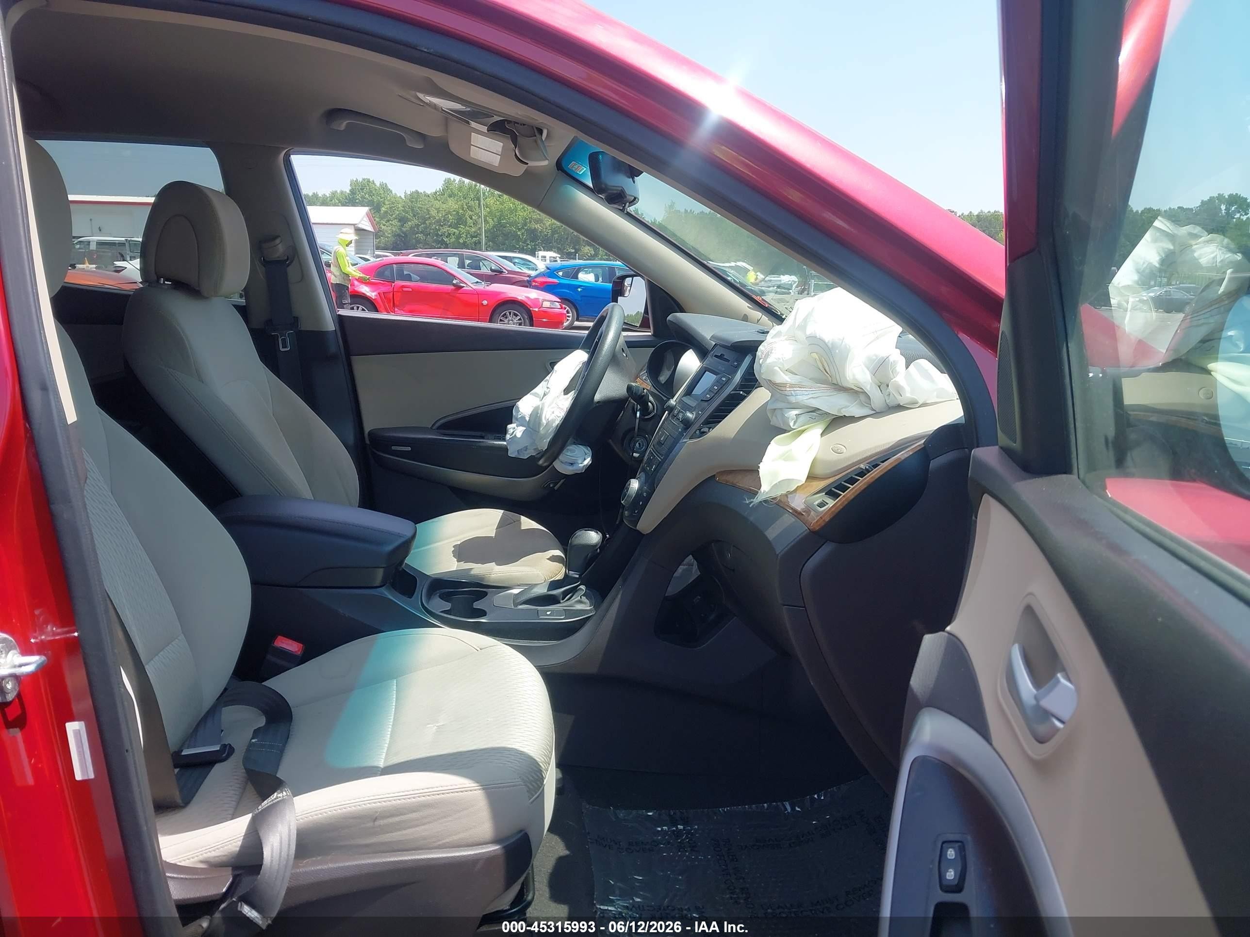 2015 Hyundai Santa Fe Sport 2.4l Red vin: 5XYZU3LB4FG250323