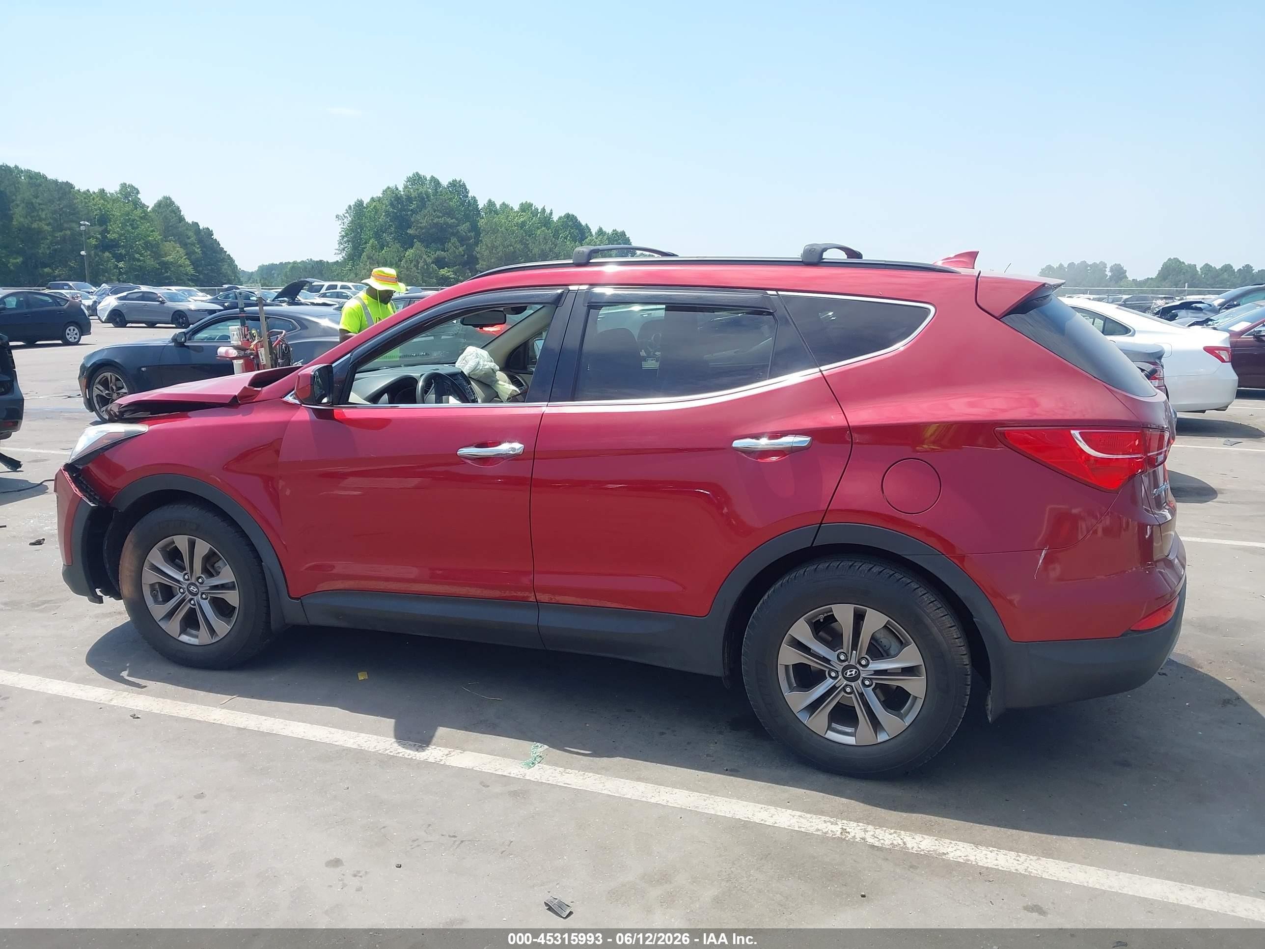 2015 Hyundai Santa Fe Sport 2.4l Red vin: 5XYZU3LB4FG250323
