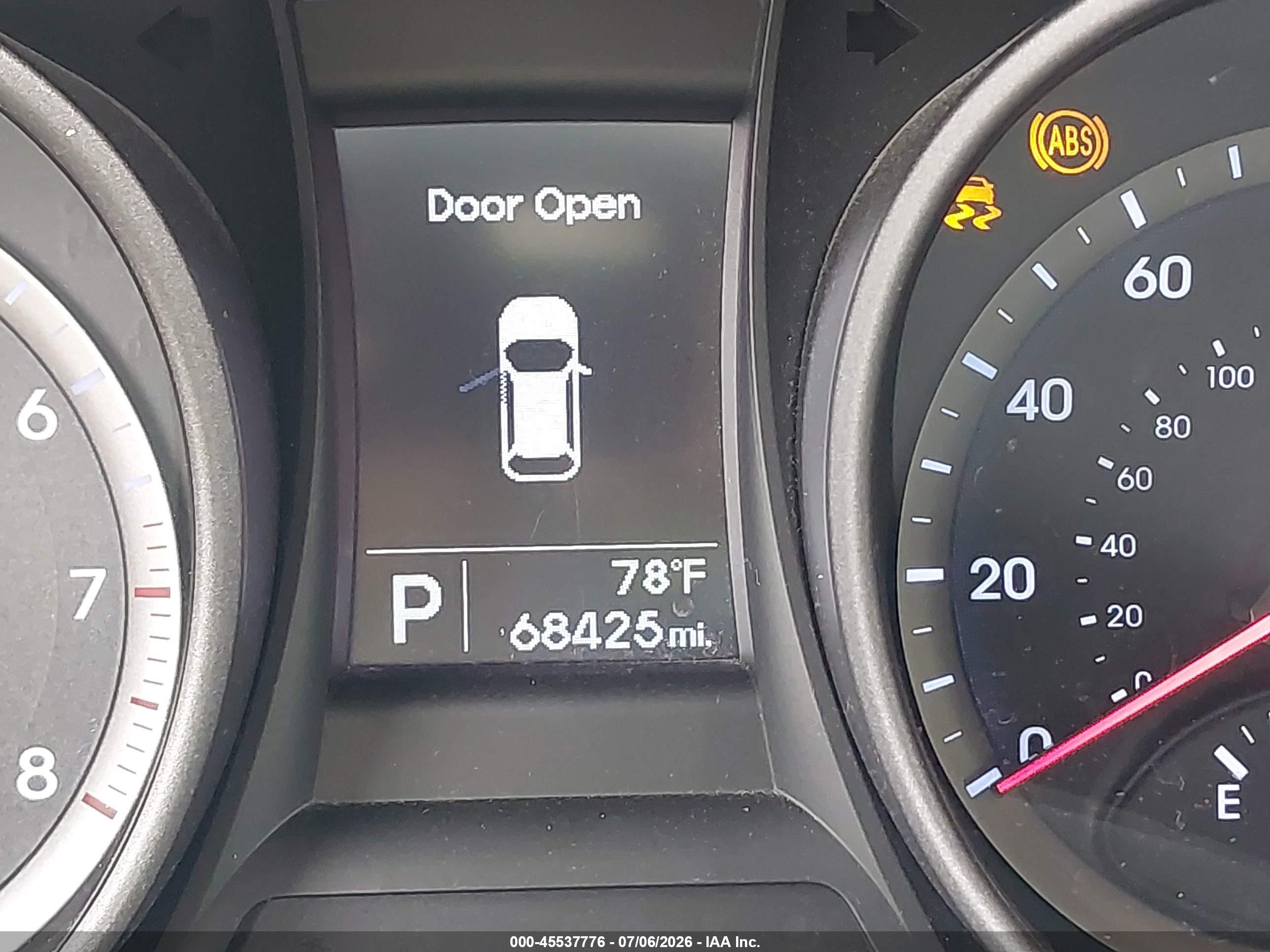 2015 Hyundai Santa Fe Sport 2.4l Серебряный vin: 5XYZU3LB4FG304770