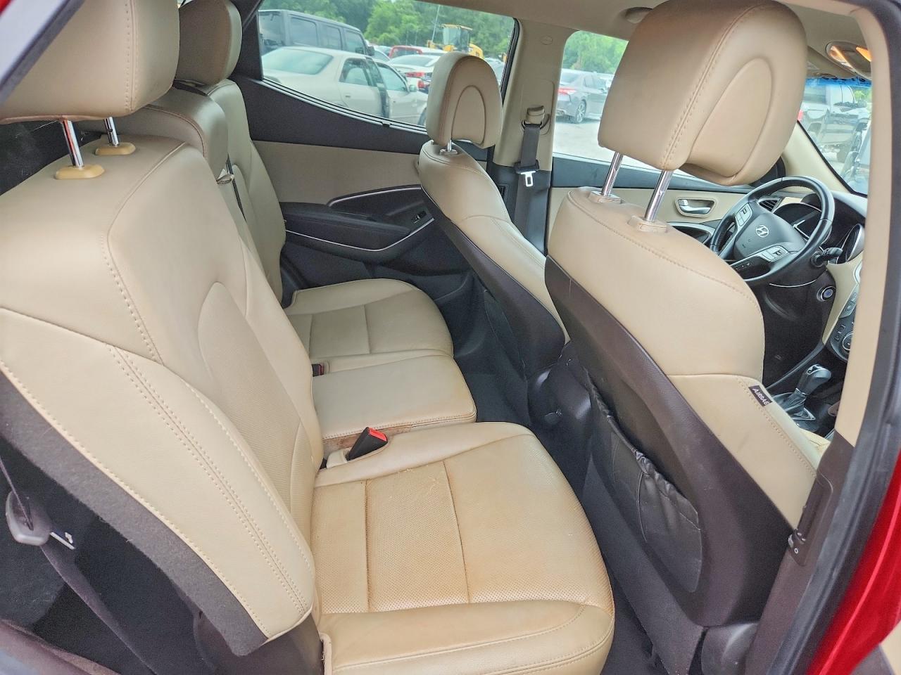 2017 Hyundai Santa Fe Sport 2.4l Red vin: 5XYZU3LB4HG417105