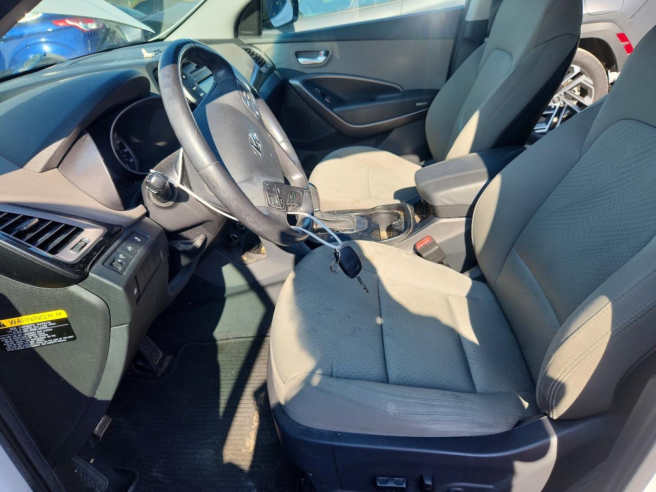 2013 Hyundai Santa Fe Sport 2.4l White vin: 5XYZU3LB5DG005530