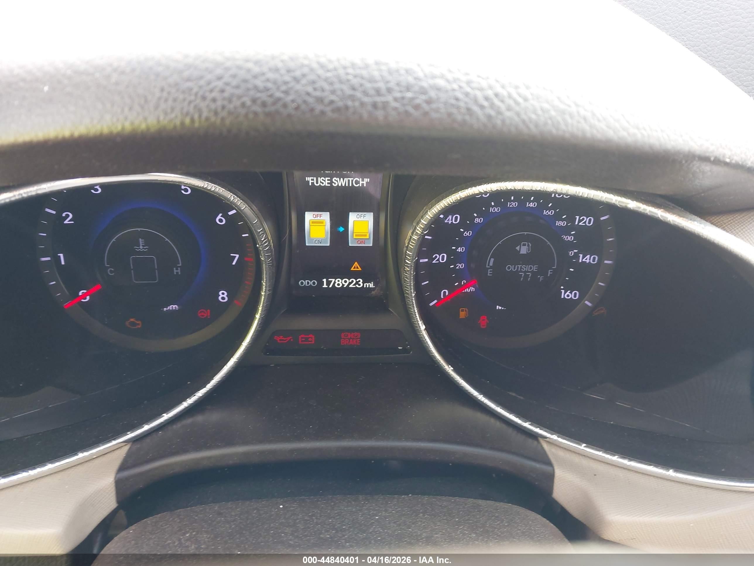 2013 Hyundai Santa Fe Sport Белый vin: 5XYZU3LB5DG123142