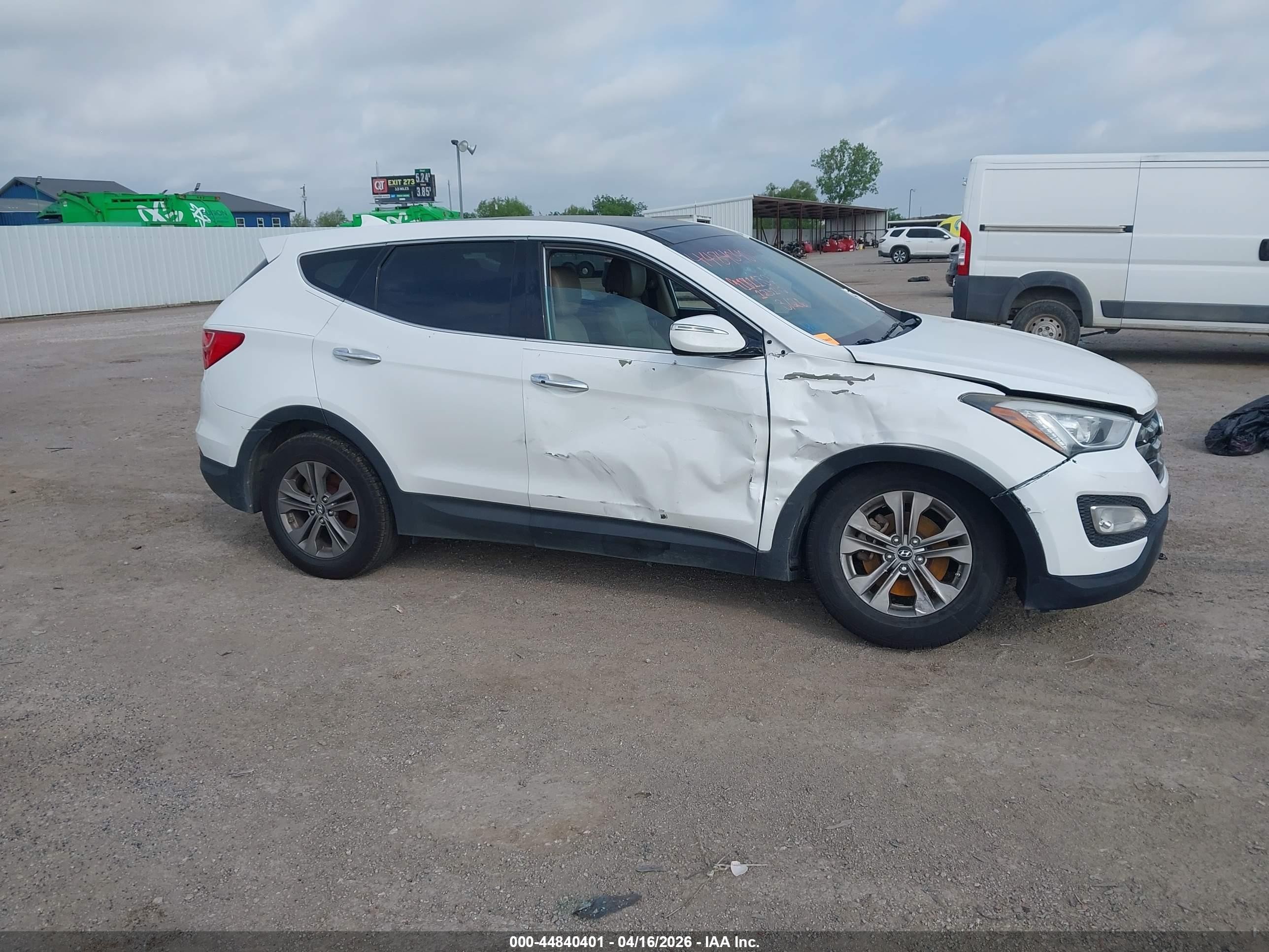 2013 Hyundai Santa Fe Sport Белый vin: 5XYZU3LB5DG123142