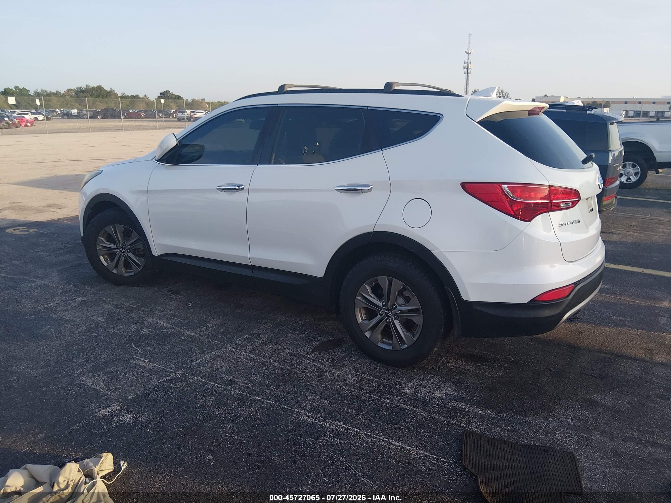 2014 Hyundai Santa Fe Sport 2.4l Белый vin: 5XYZU3LB5EG181222