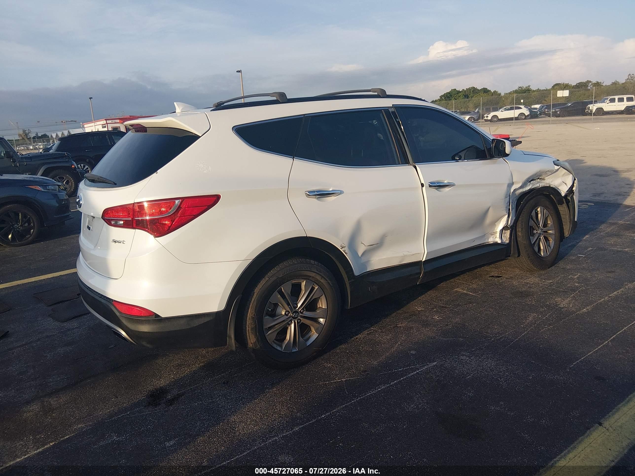 2014 Hyundai Santa Fe Sport 2.4l Белый vin: 5XYZU3LB5EG181222