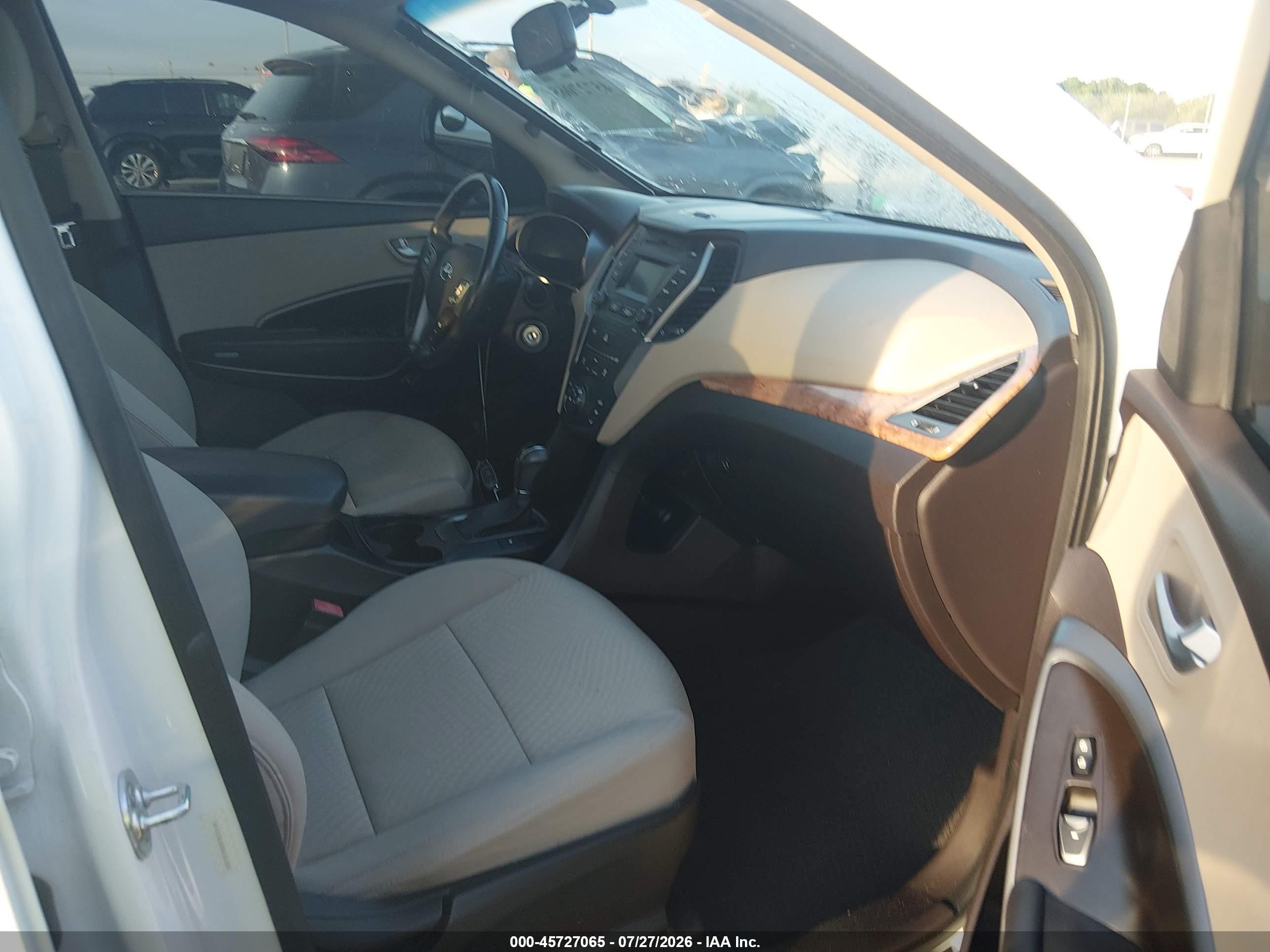 2014 Hyundai Santa Fe Sport 2.4l Белый vin: 5XYZU3LB5EG181222