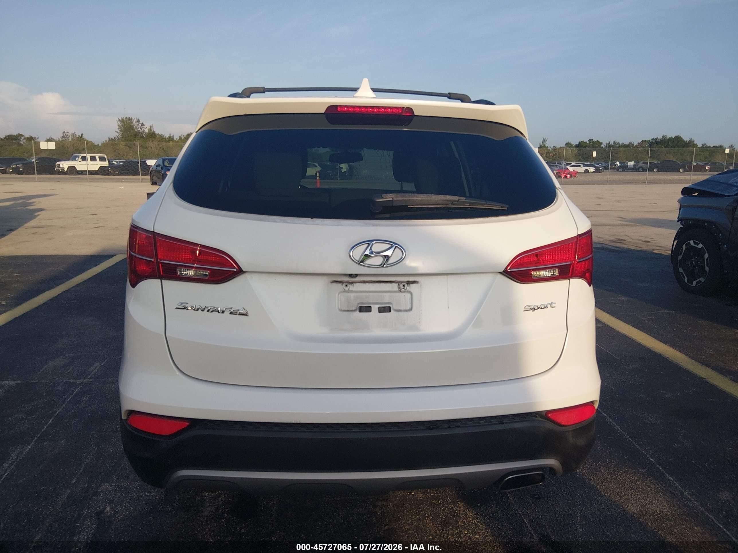 2014 Hyundai Santa Fe Sport 2.4l Белый vin: 5XYZU3LB5EG181222