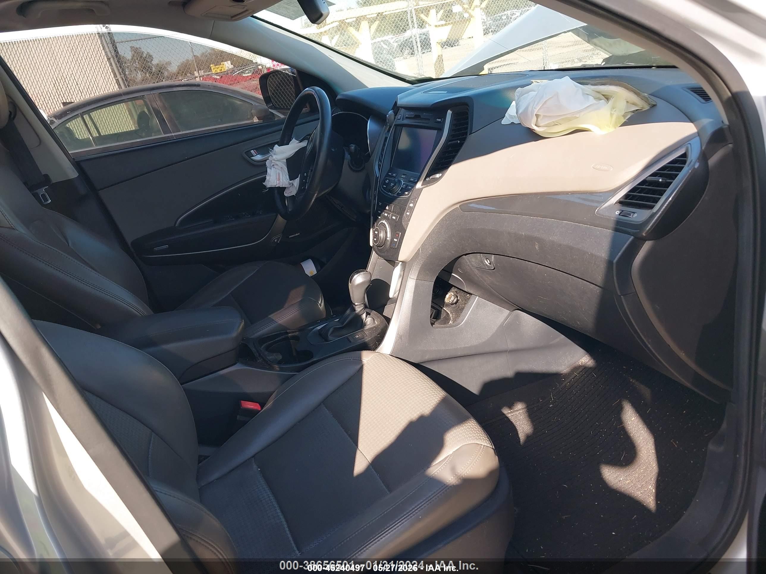 2014 Hyundai Santa Fe Sport 2.4l Silver vin: 5XYZU3LB5EG182788