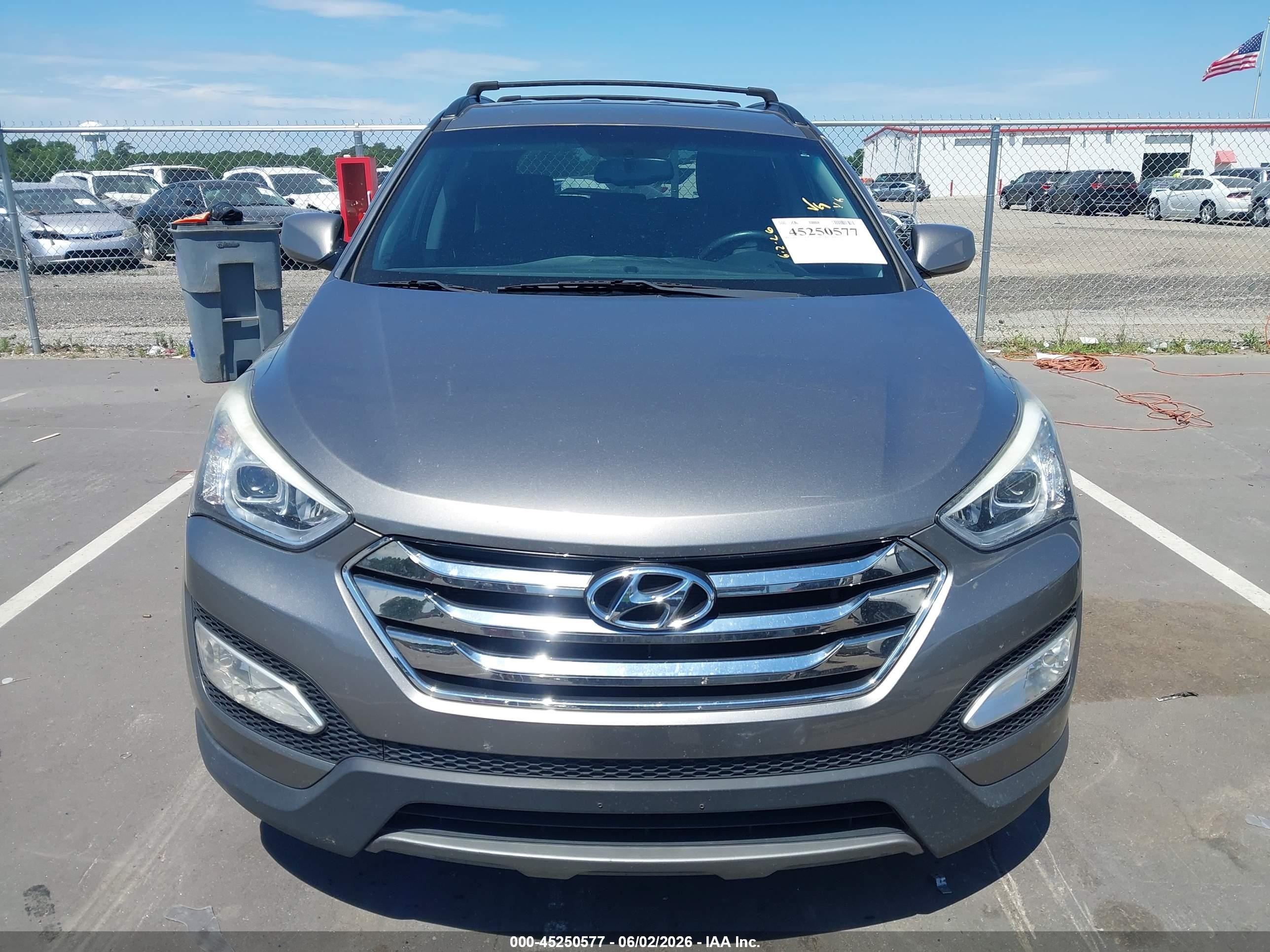2014 Hyundai Santa Fe Sport 2.4l Серый vin: 5XYZU3LB5EG187148