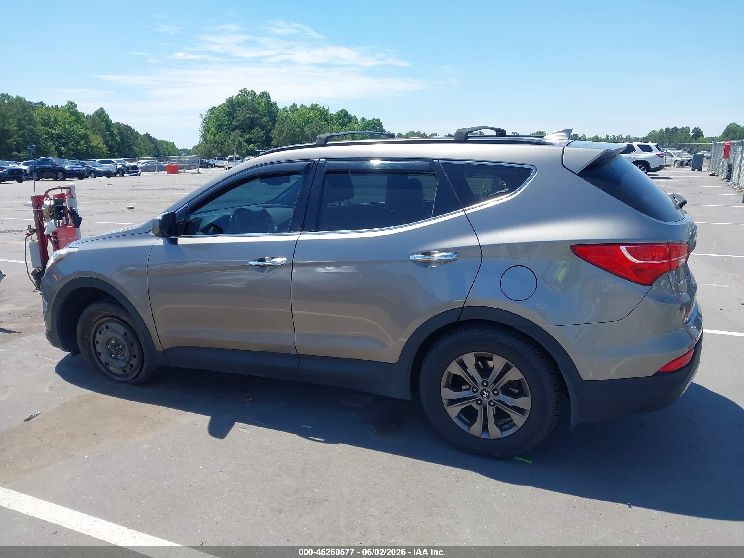 2014 Hyundai Santa Fe Sport 2.4l Серый vin: 5XYZU3LB5EG187148