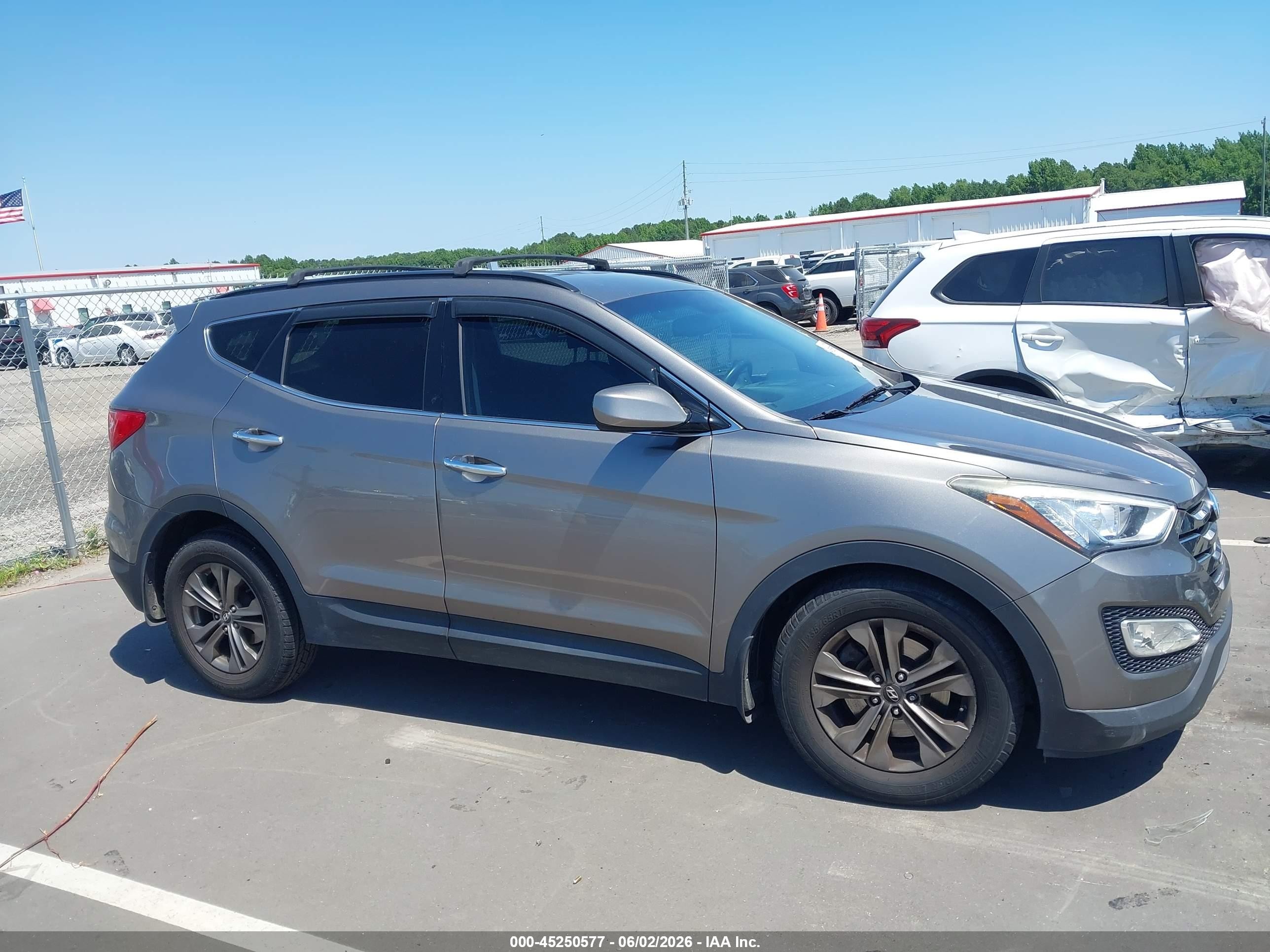 2014 Hyundai Santa Fe Sport 2.4l Серый vin: 5XYZU3LB5EG187148