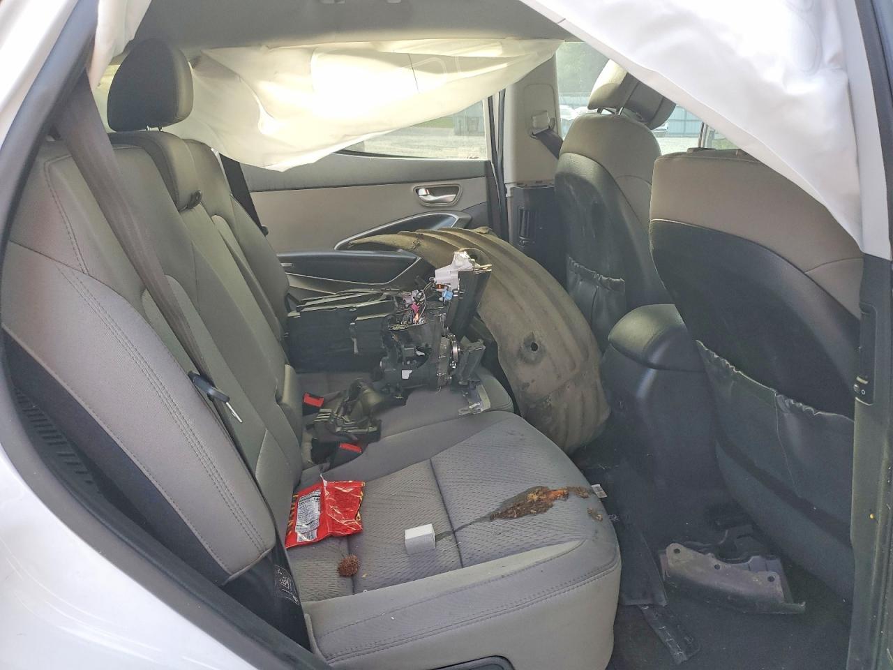 2017 Hyundai Santa Fe Sport 2.4l White vin: 5XYZU3LB5HG426511