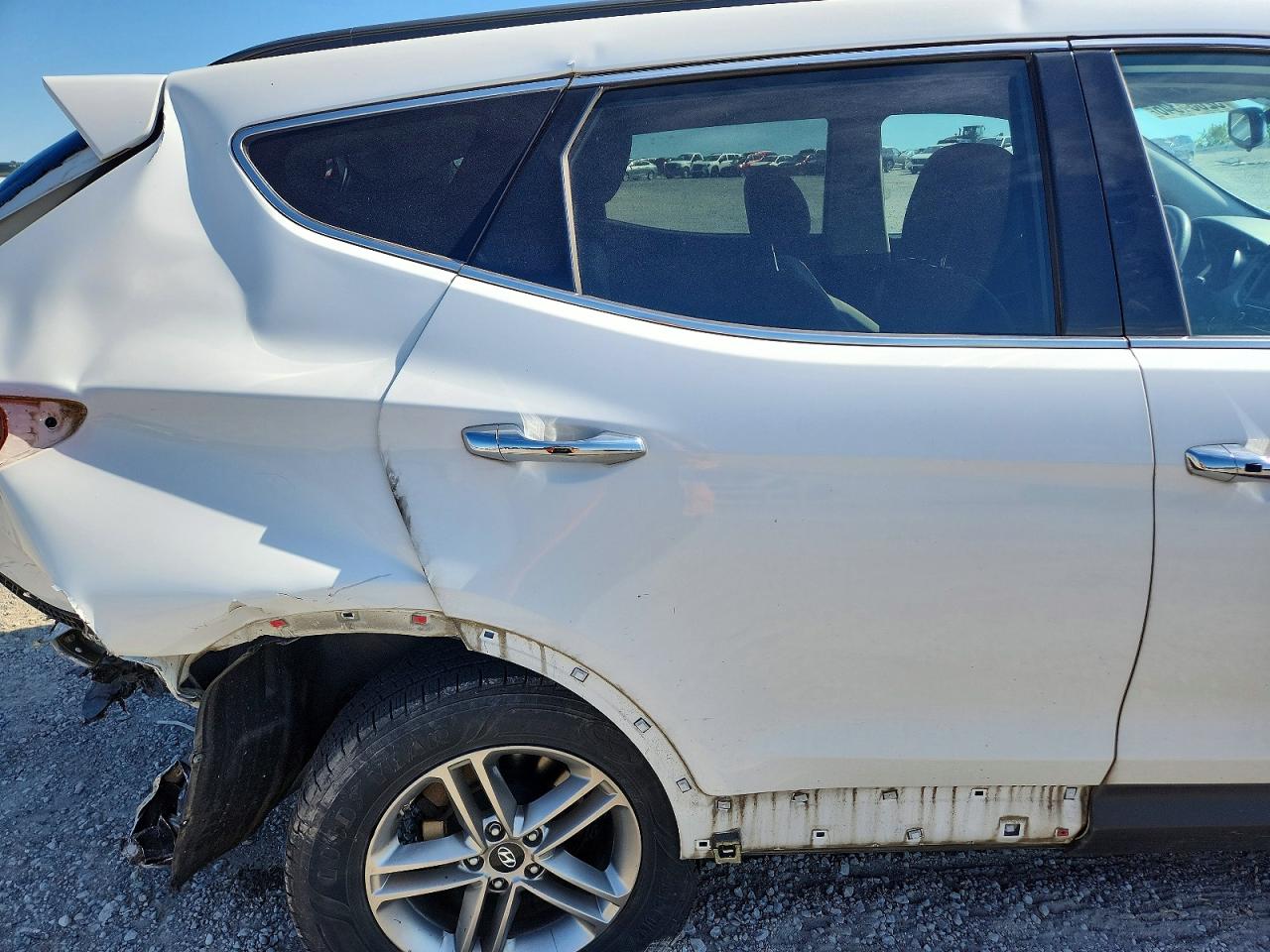 2018 Hyundai Santa Fe Sport 2.4l Белый vin: 5XYZU3LB5JG514660