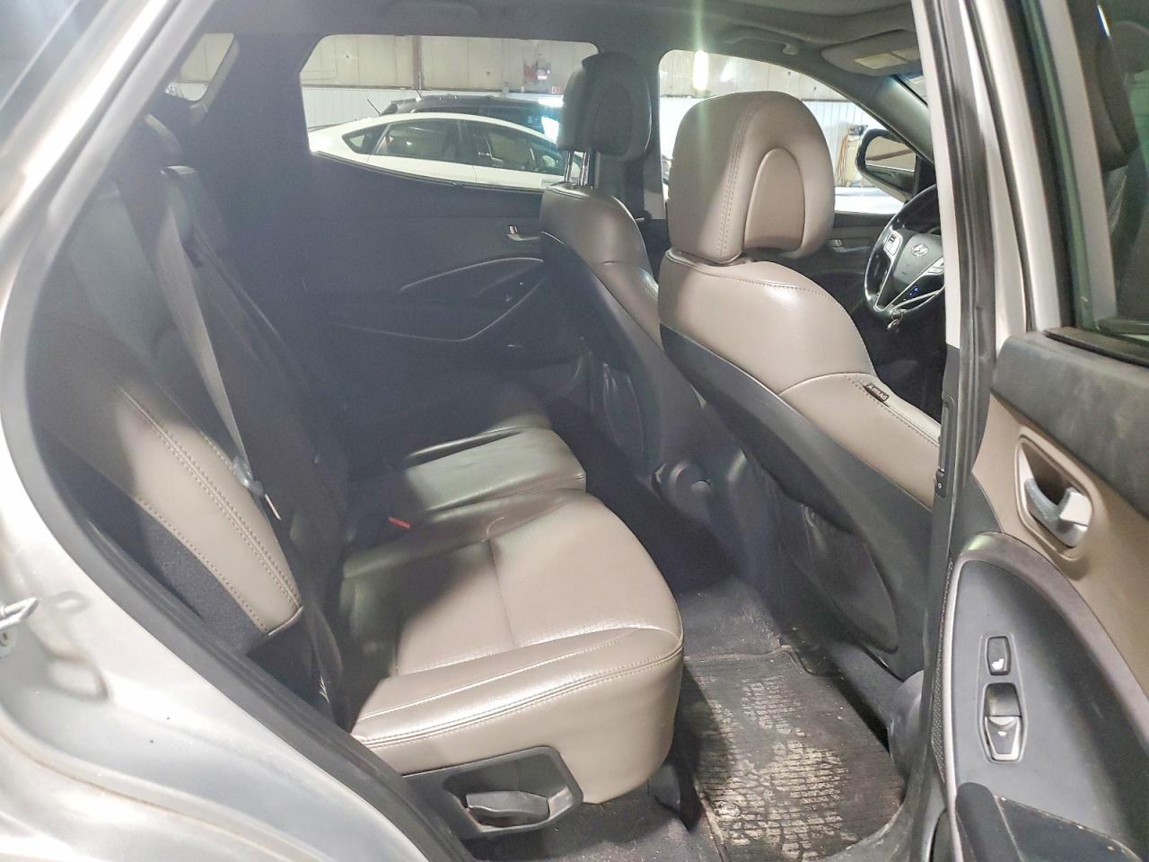 2013 Hyundai Santa Fe Sport 2.4l Silver vin: 5XYZU3LB6DG055529