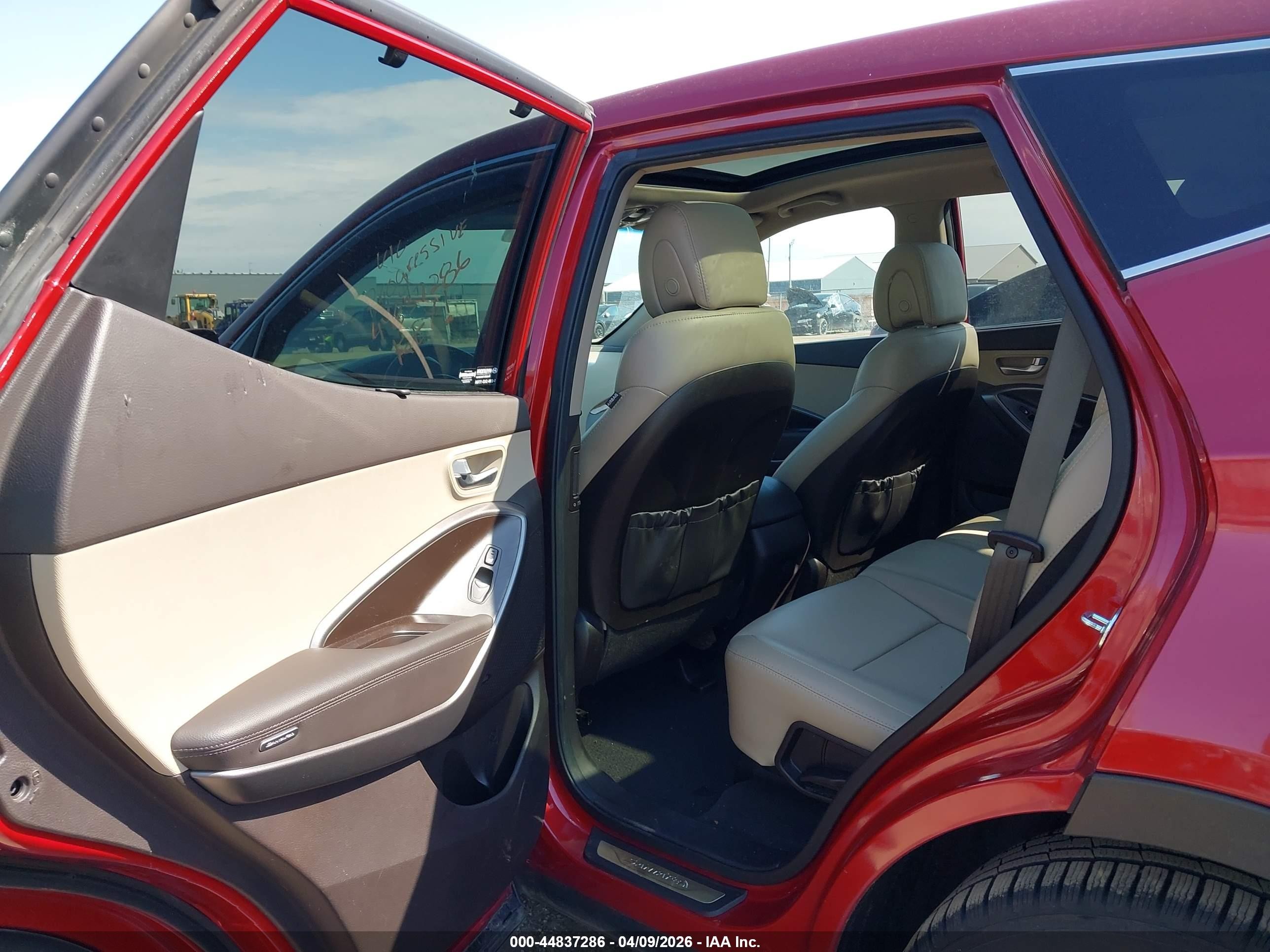 2013 Hyundai Santa Fe Sport Red vin: 5XYZU3LB6DG088336