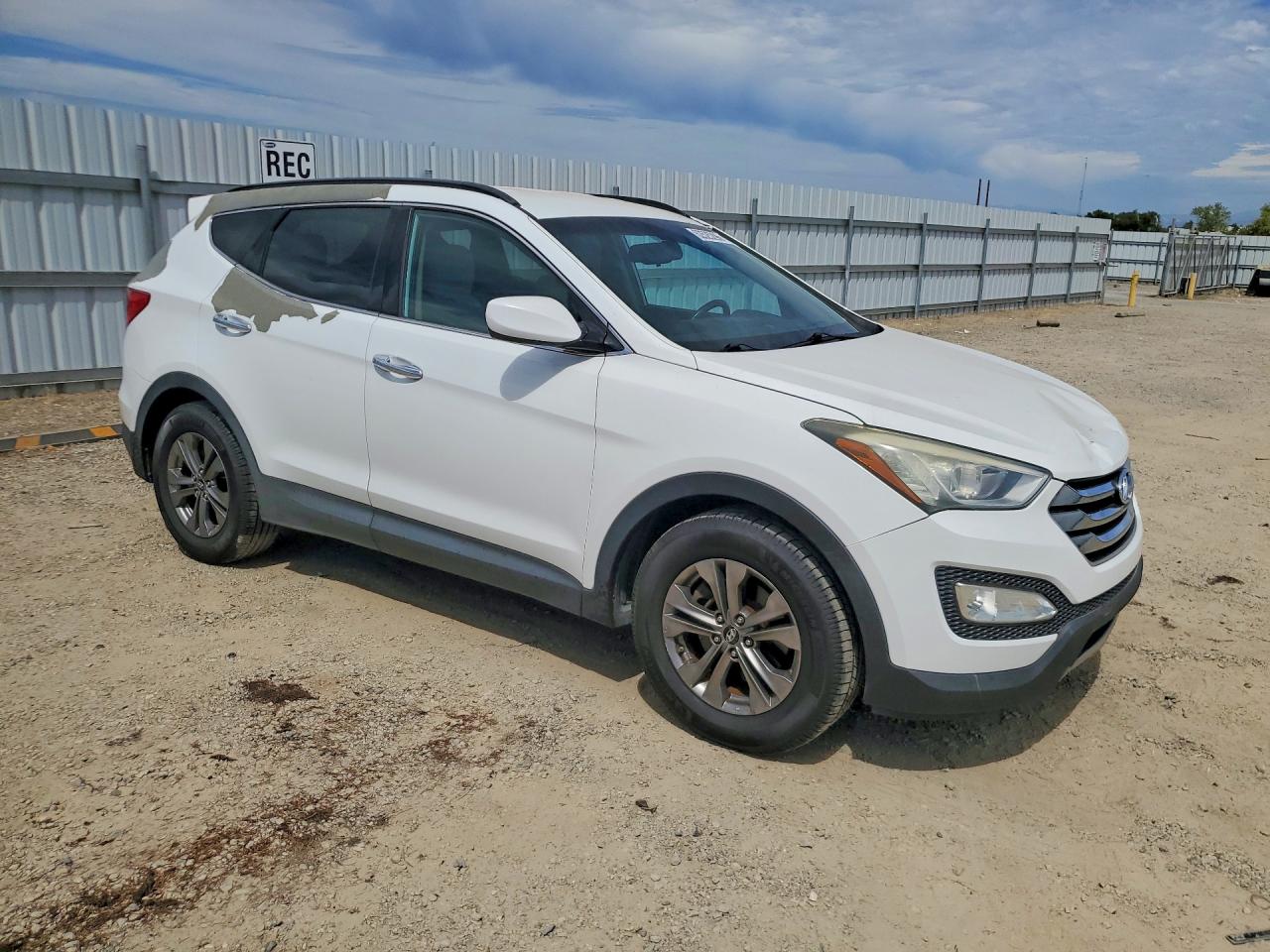 2013 Hyundai Santa Fe Sport 2.4l White vin: 5XYZU3LB6DG091396