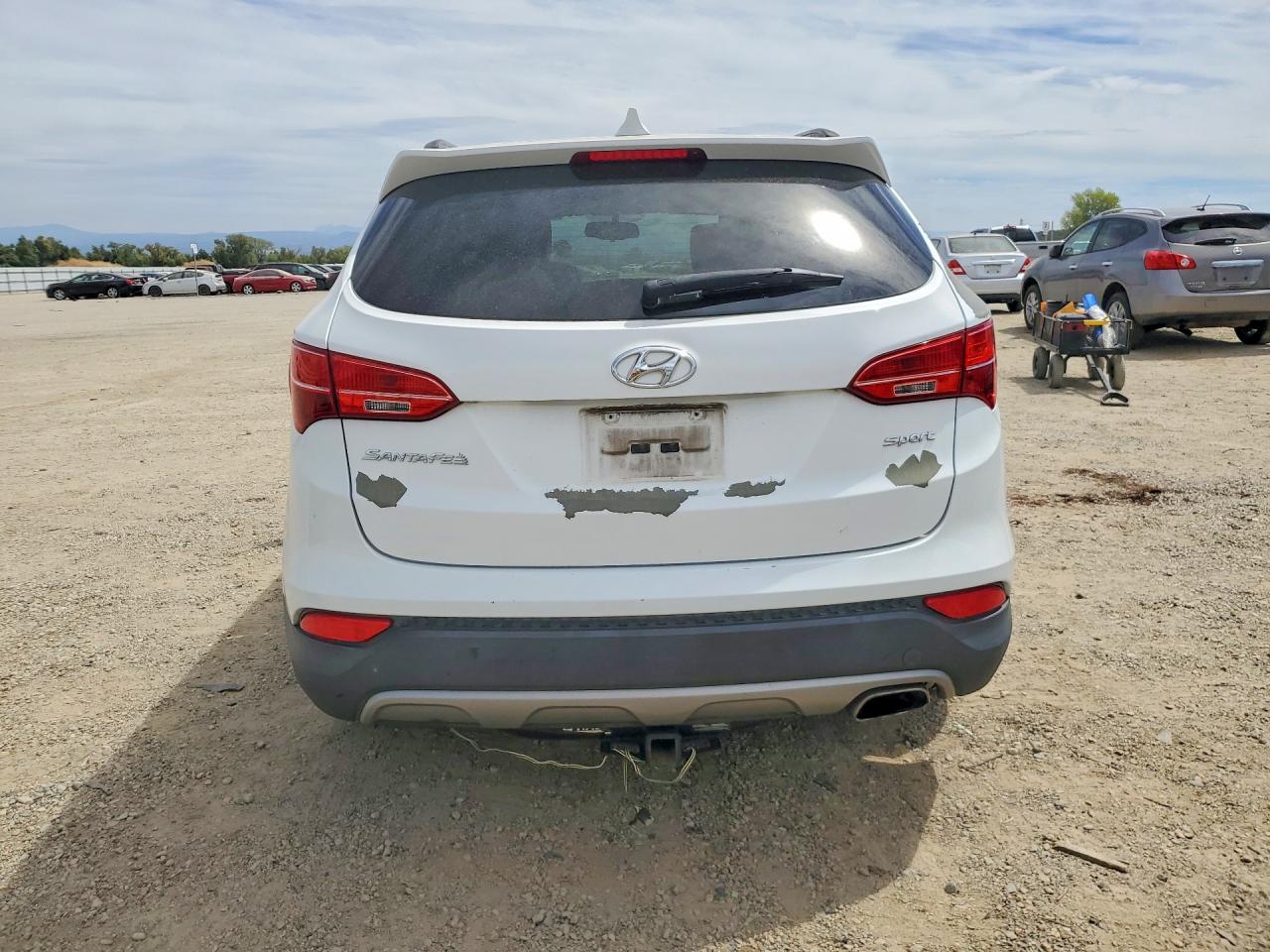 2013 Hyundai Santa Fe Sport 2.4l White vin: 5XYZU3LB6DG091396