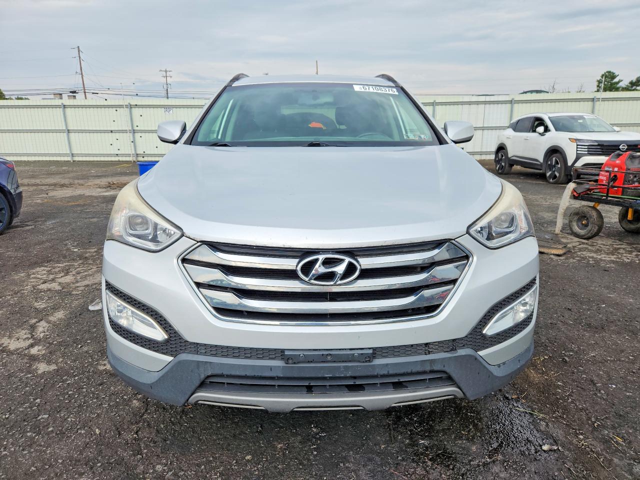 2014 Hyundai Santa Fe Sport 2.4l Silver vin: 5XYZU3LB6EG158032