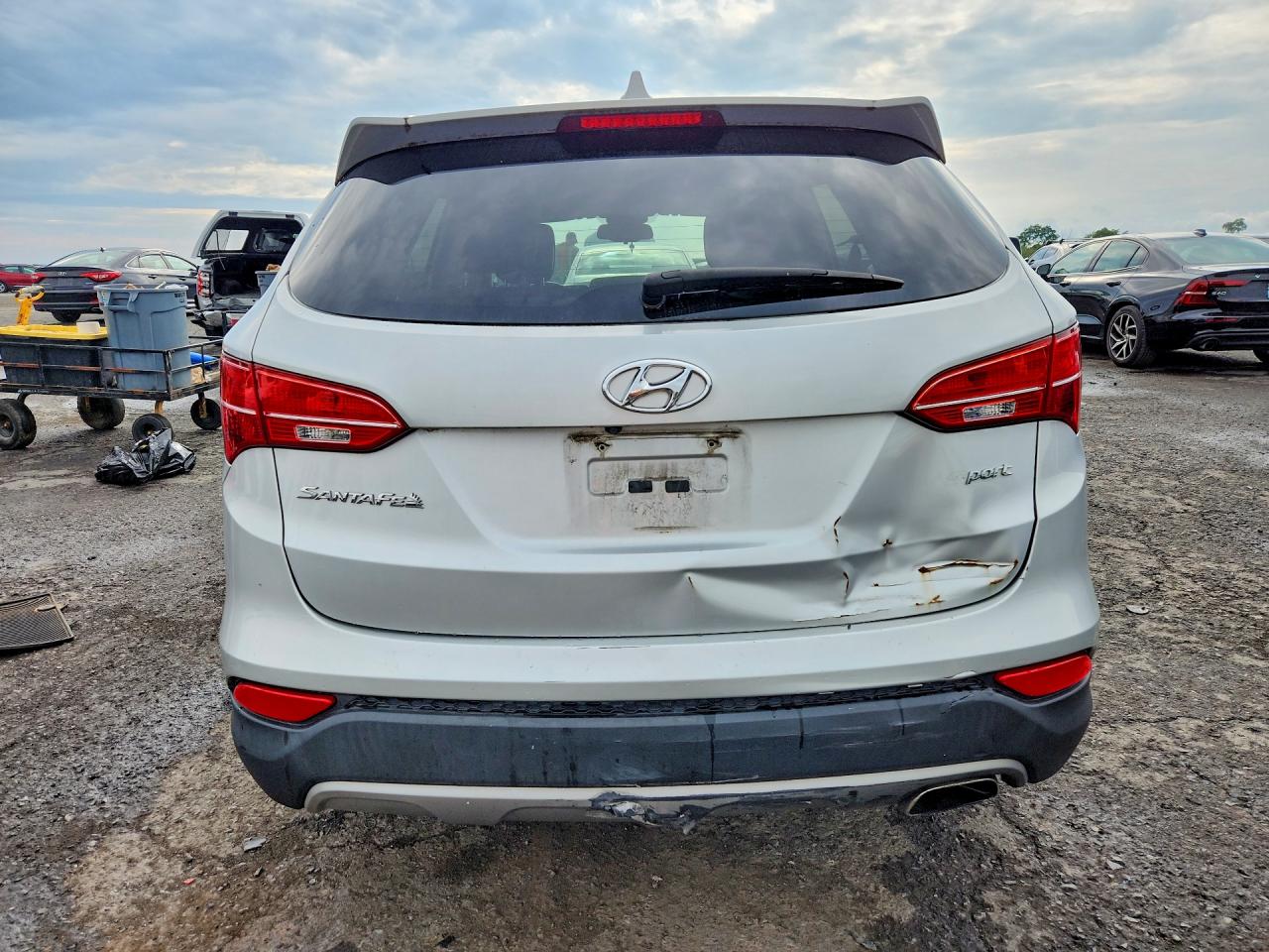 2014 Hyundai Santa Fe Sport 2.4l Silver vin: 5XYZU3LB6EG158032