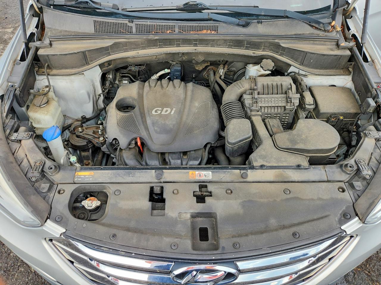 2014 Hyundai Santa Fe Sport 2.4l Silver vin: 5XYZU3LB6EG158032