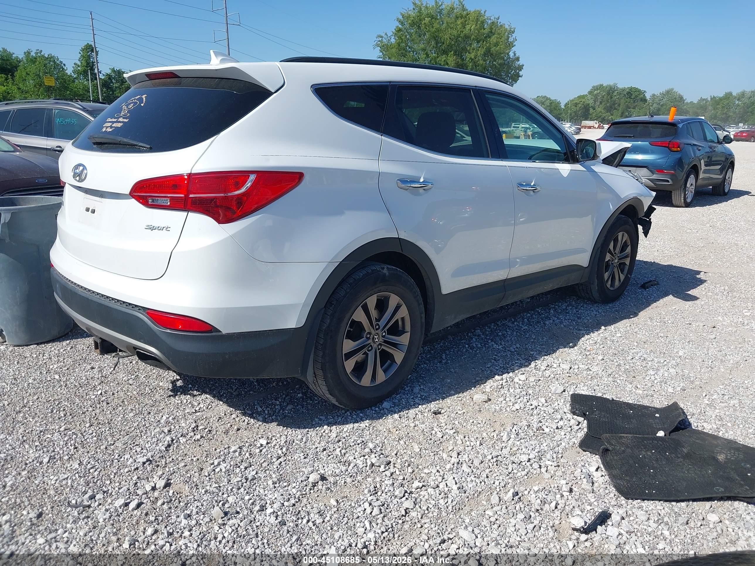 2014 Hyundai Santa Fe Sport 2.4l White vin: 5XYZU3LB6EG208346
