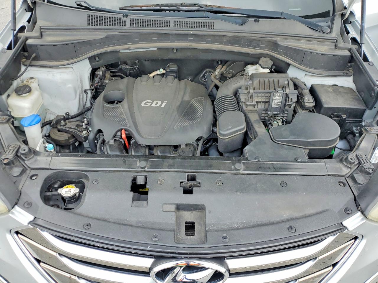 2015 Hyundai Santa Fe Sport 2.4l Silver vin: 5XYZU3LB6FG289737