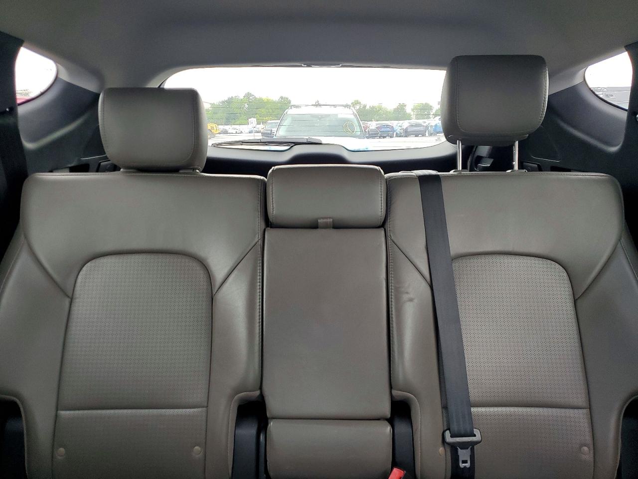 2015 Hyundai Santa Fe Sport 2.4l Silver vin: 5XYZU3LB6FG289737
