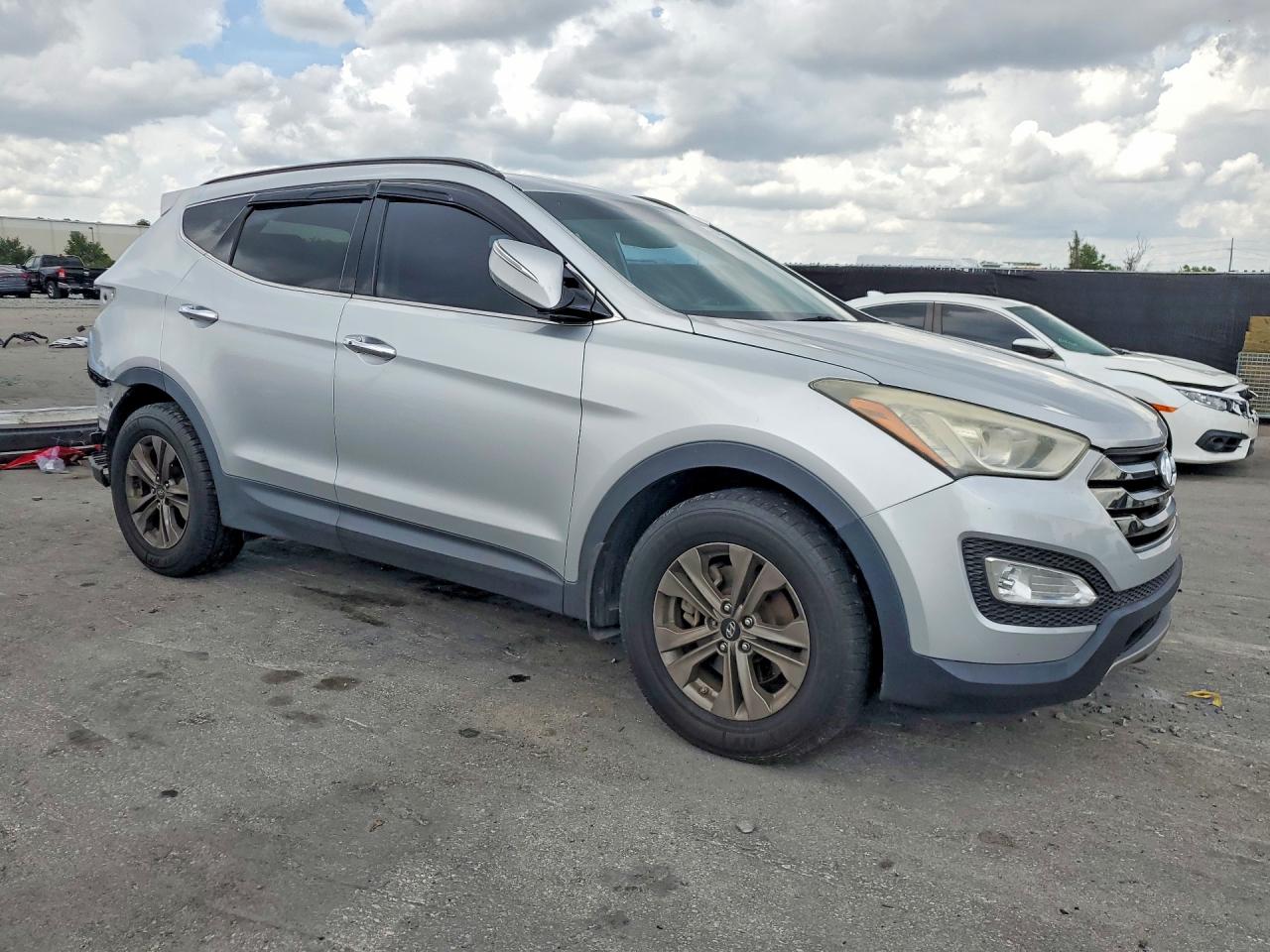 2015 Hyundai Santa Fe Sport 2.4l Silver vin: 5XYZU3LB6FG289737
