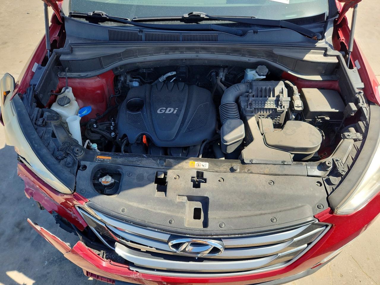 2015 Hyundai Santa Fe Sport 2.4l Бордовый vin: 5XYZU3LB6FG291519
