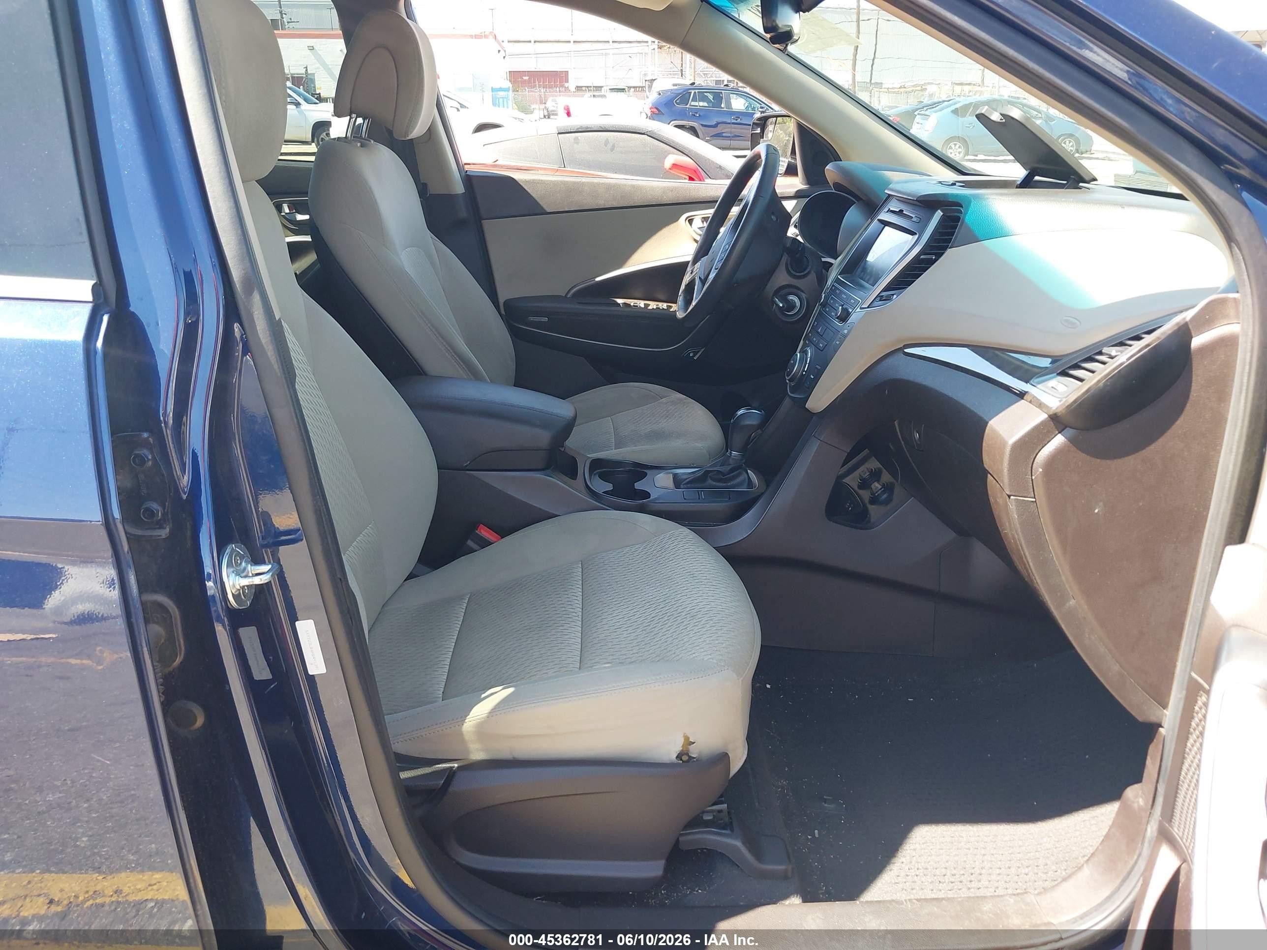 2017 Hyundai Santa Fe Sport 2.4l Blue vin: 5XYZU3LB6HG491397
