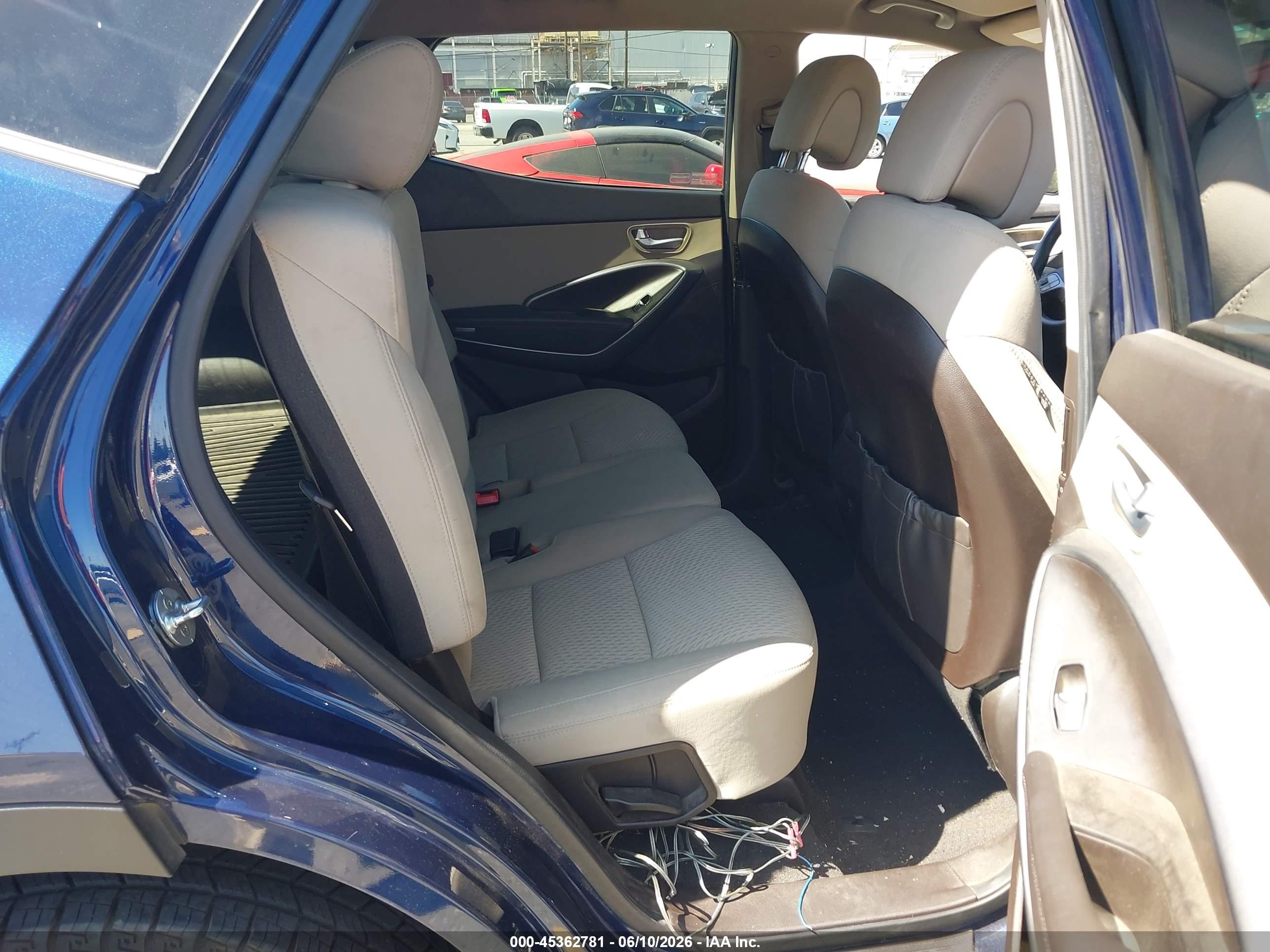 2017 Hyundai Santa Fe Sport 2.4l Blue vin: 5XYZU3LB6HG491397
