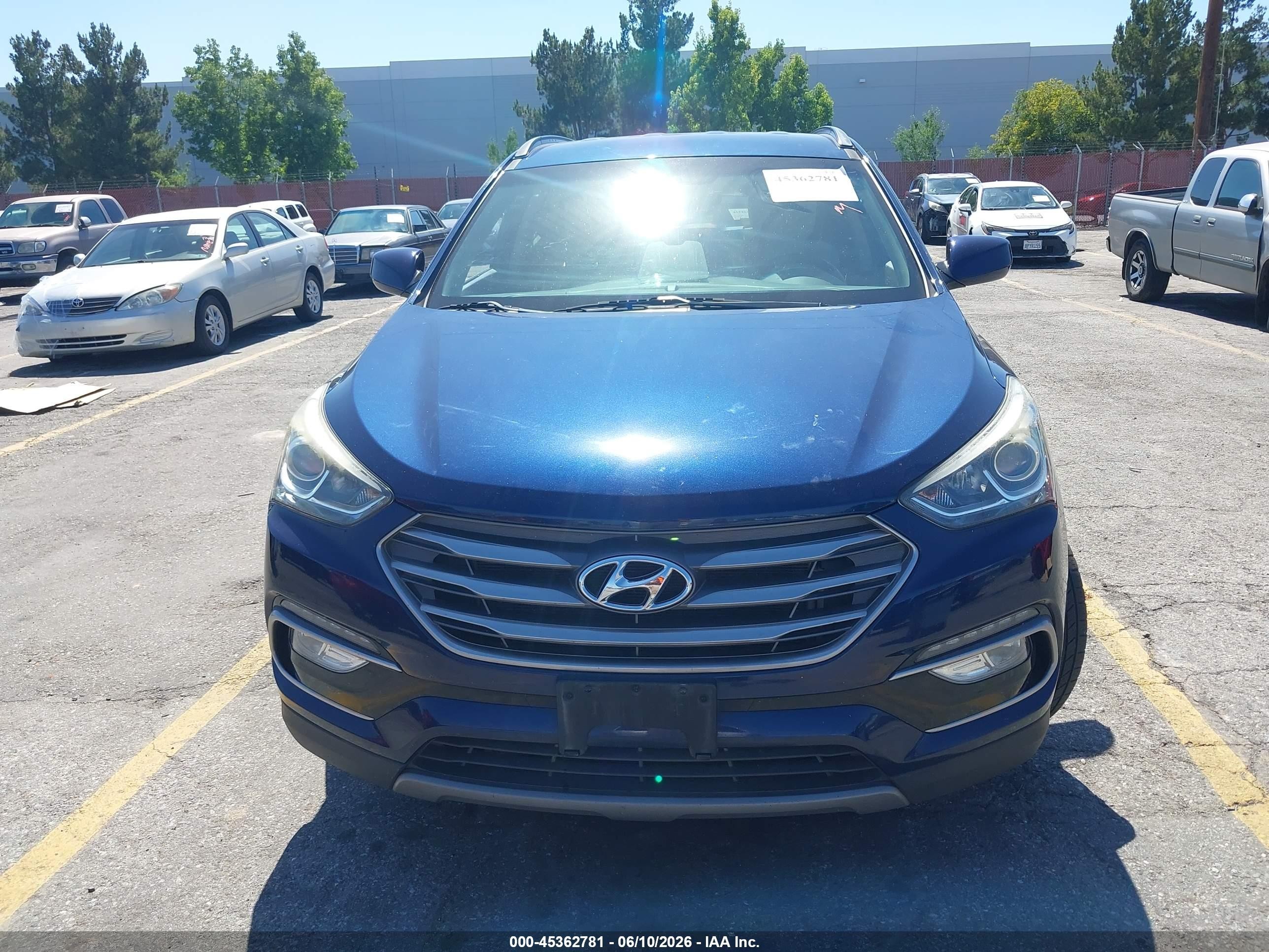 2017 Hyundai Santa Fe Sport 2.4l Blue vin: 5XYZU3LB6HG491397