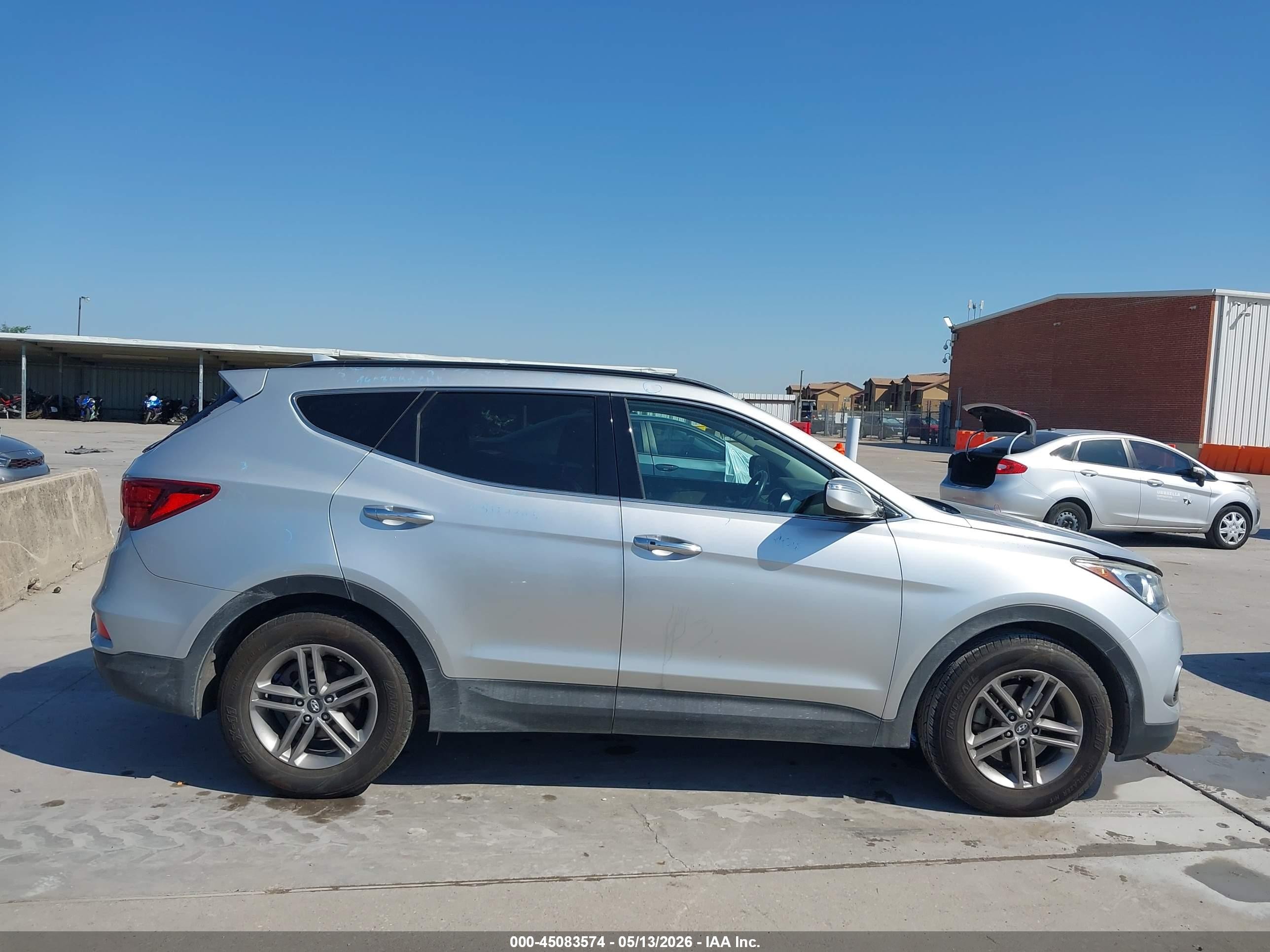 2018 Hyundai Santa Fe Sport 2.4l Серебряный vin: 5XYZU3LB6JG537283