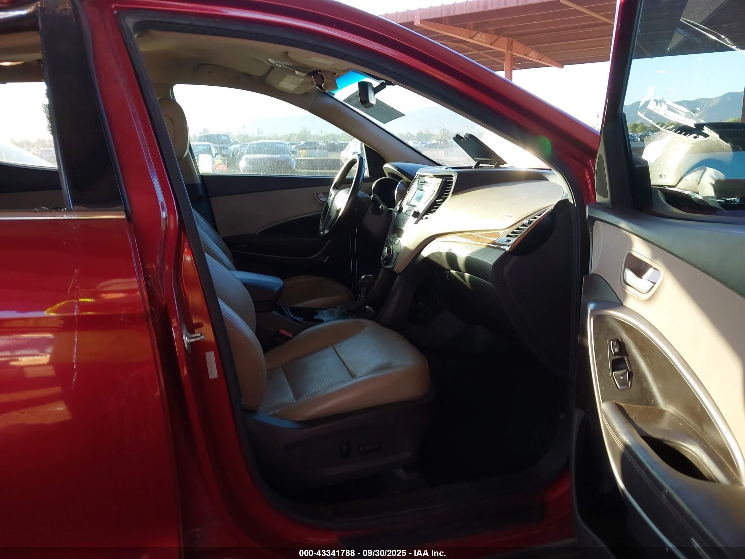 2014 Hyundai Santa Fe Sport 2.4l Красный vin: 5XYZU3LB7EG138422