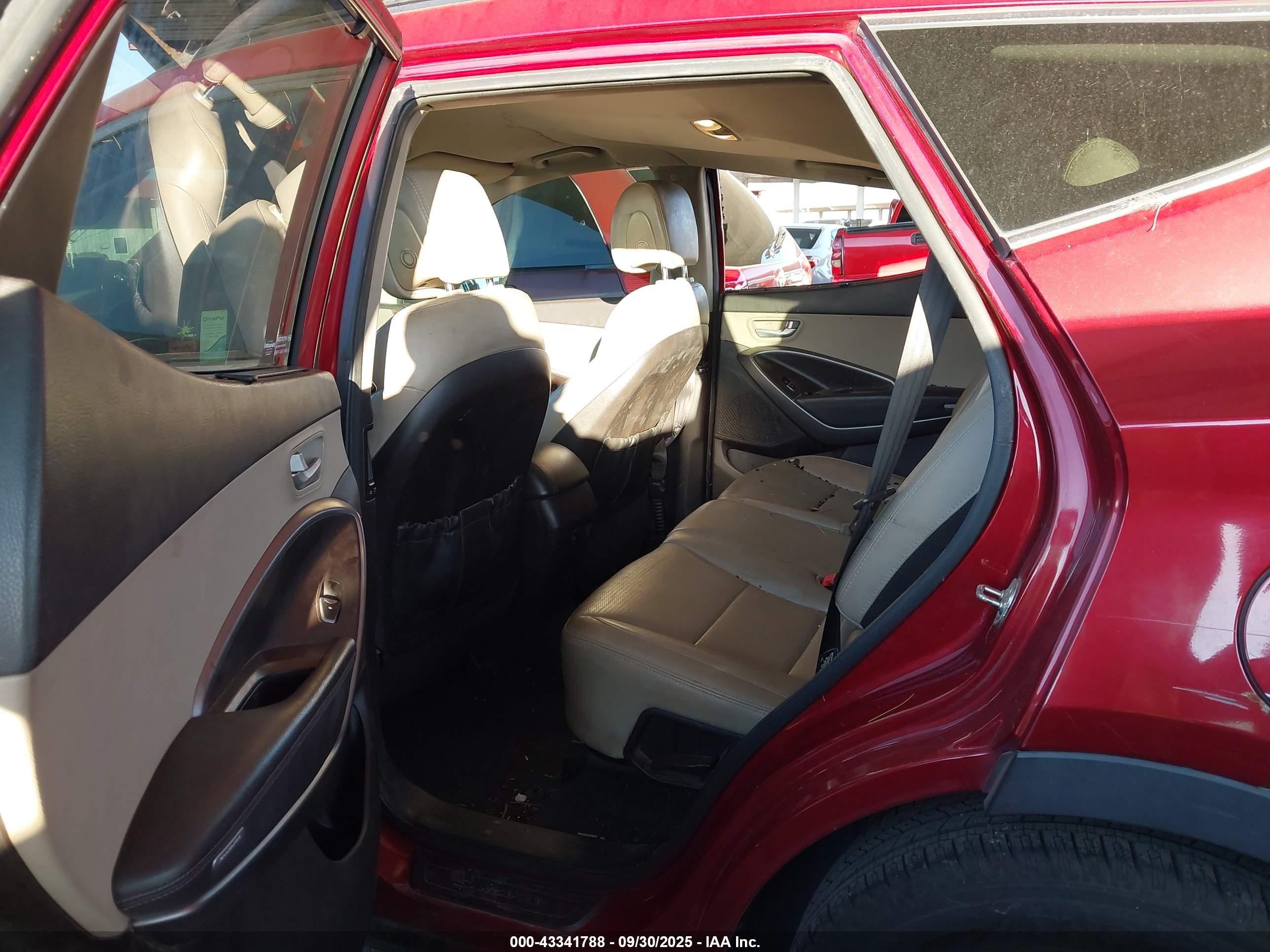 2014 Hyundai Santa Fe Sport 2.4l Красный vin: 5XYZU3LB7EG138422