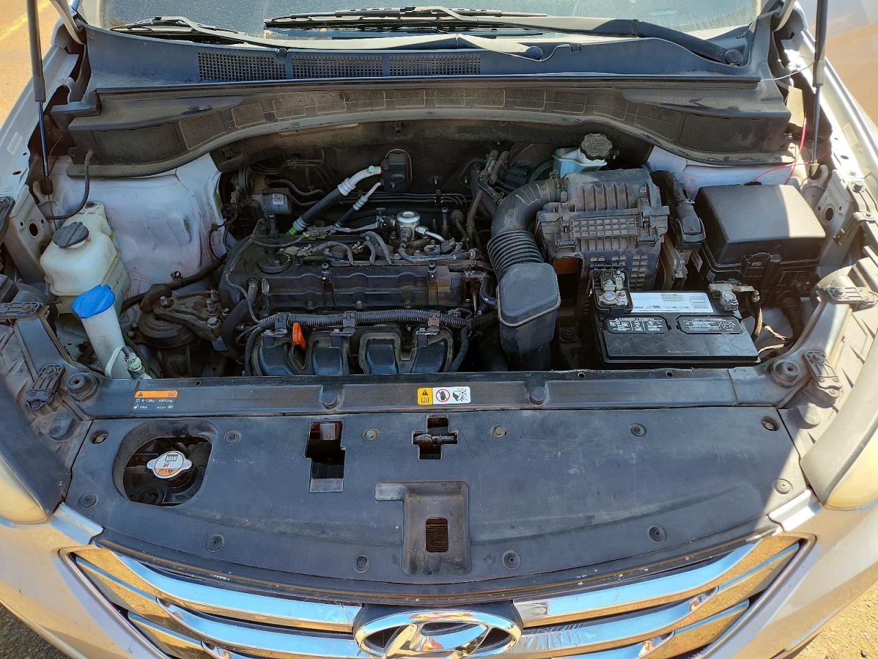 2014 Hyundai Santa Fe Sport 2.4l Серебряный vin: 5XYZU3LB7EG164289