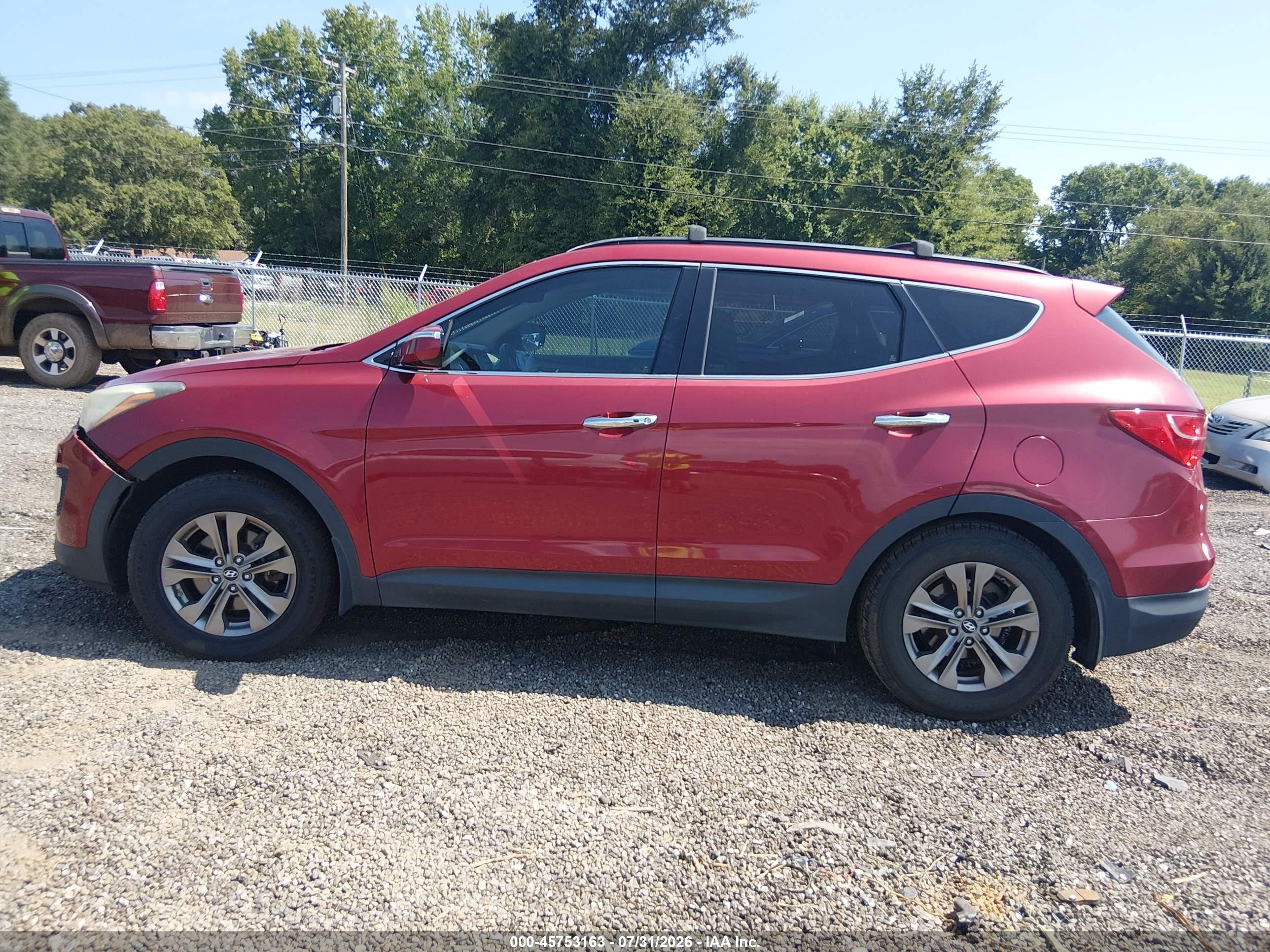 2014 Hyundai Santa Fe Sport 2.4l Red vin: 5XYZU3LB7EG166947