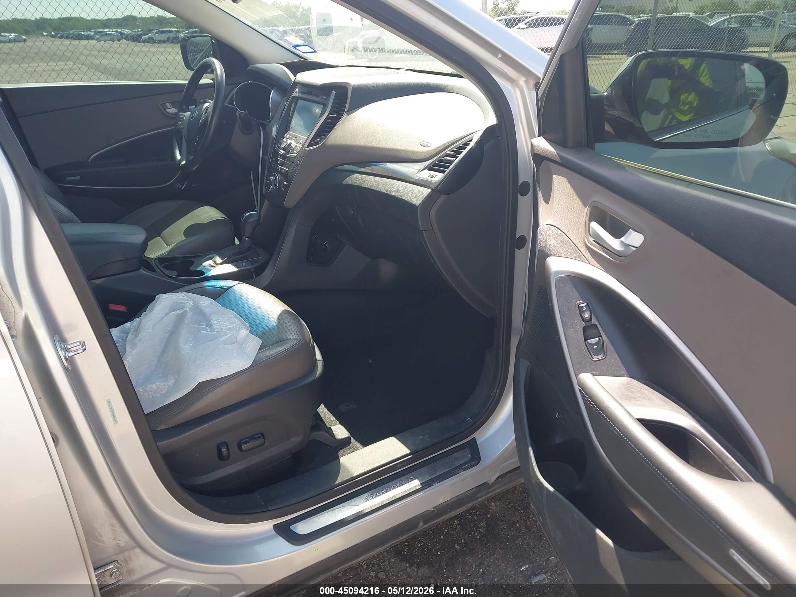 2014 Hyundai Santa Fe Sport 2.4l Silver vin: 5XYZU3LB7EG186194