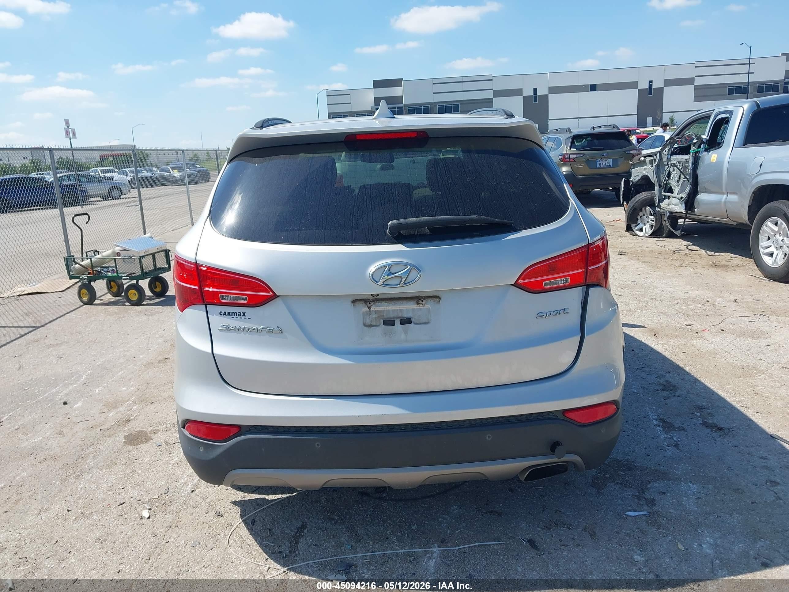 2014 Hyundai Santa Fe Sport 2.4l Silver vin: 5XYZU3LB7EG186194